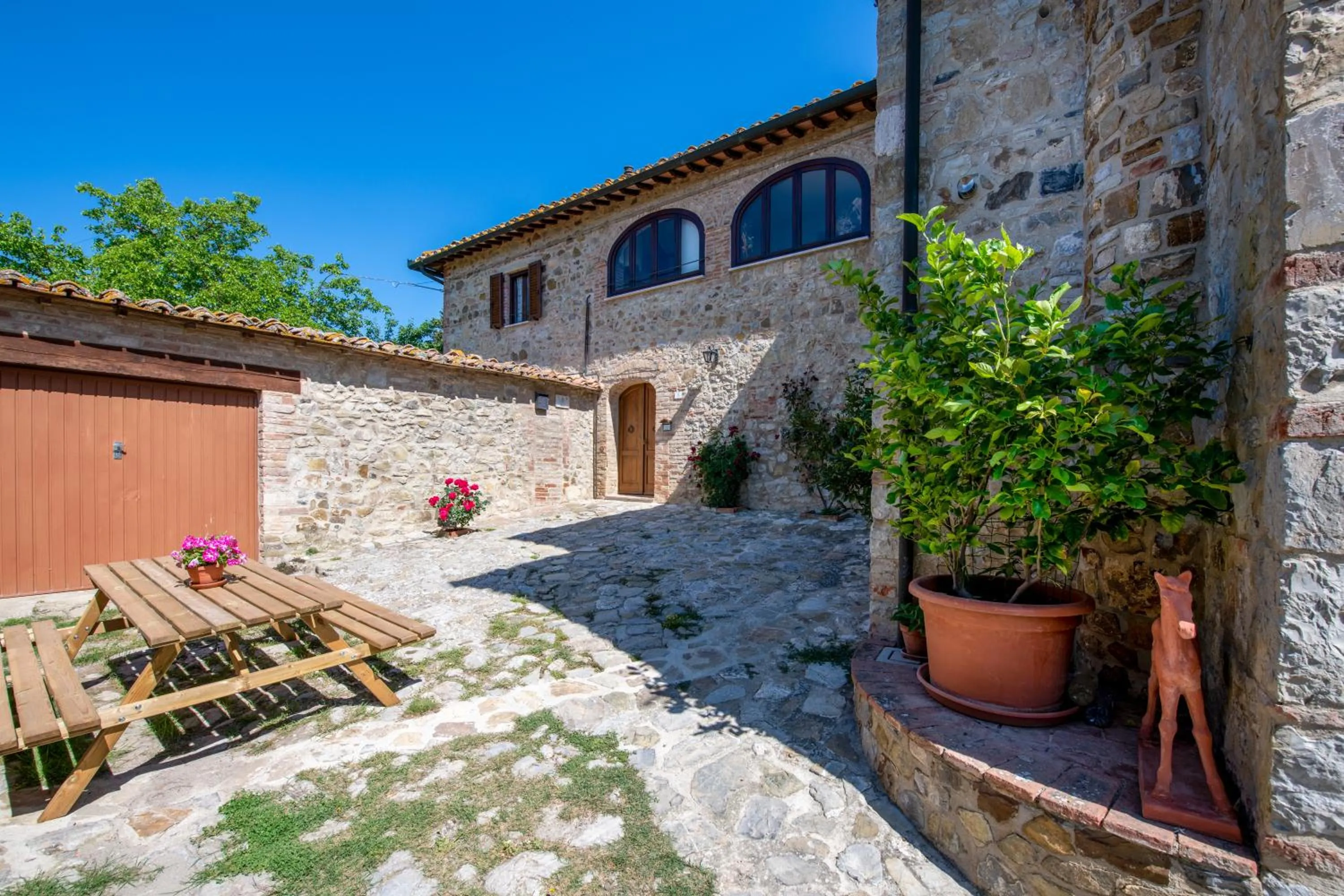 Facade/entrance in Agriturismo Il Poderuccio