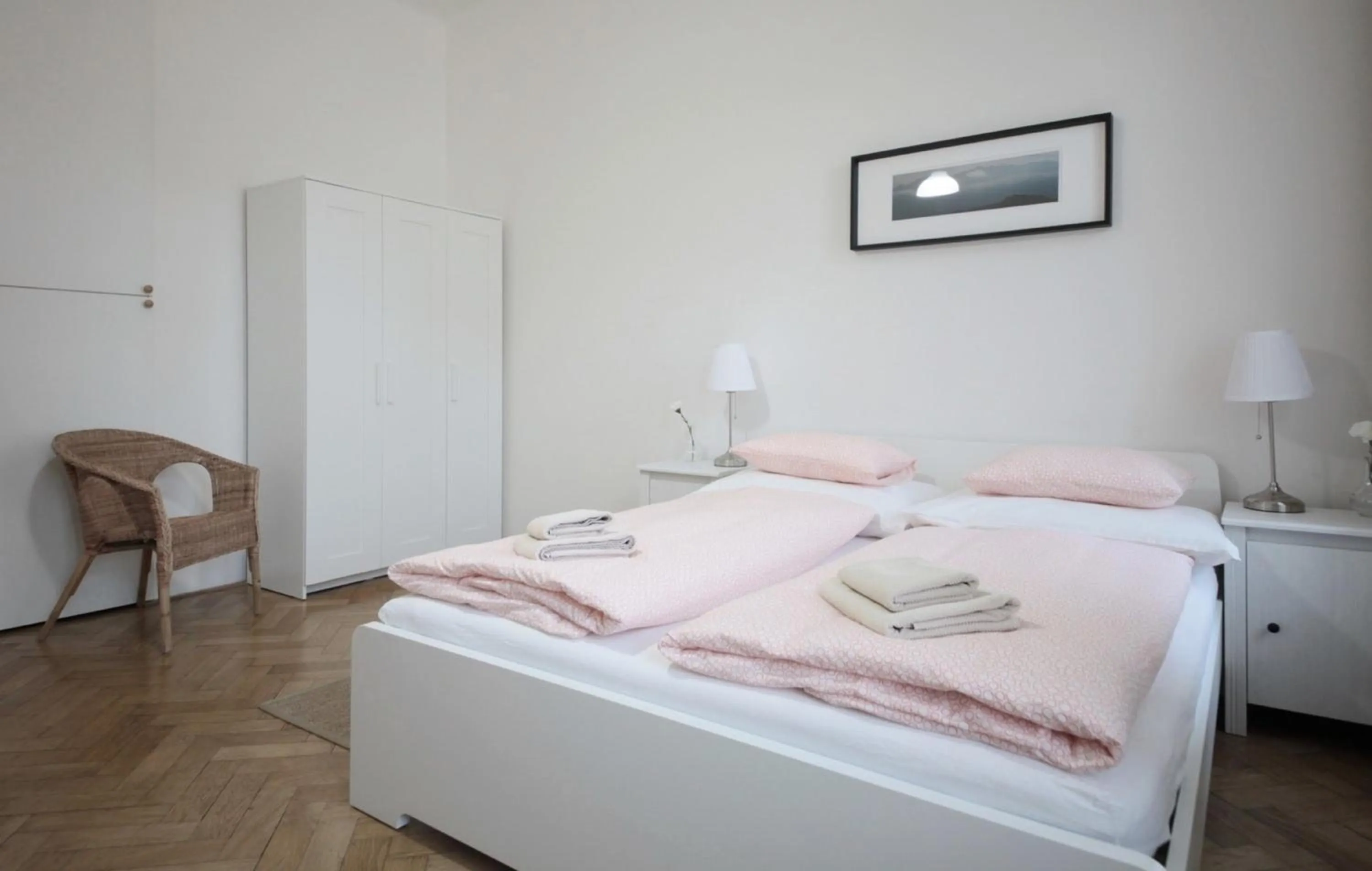 Bedroom, Bed in Angel City Aparthotel