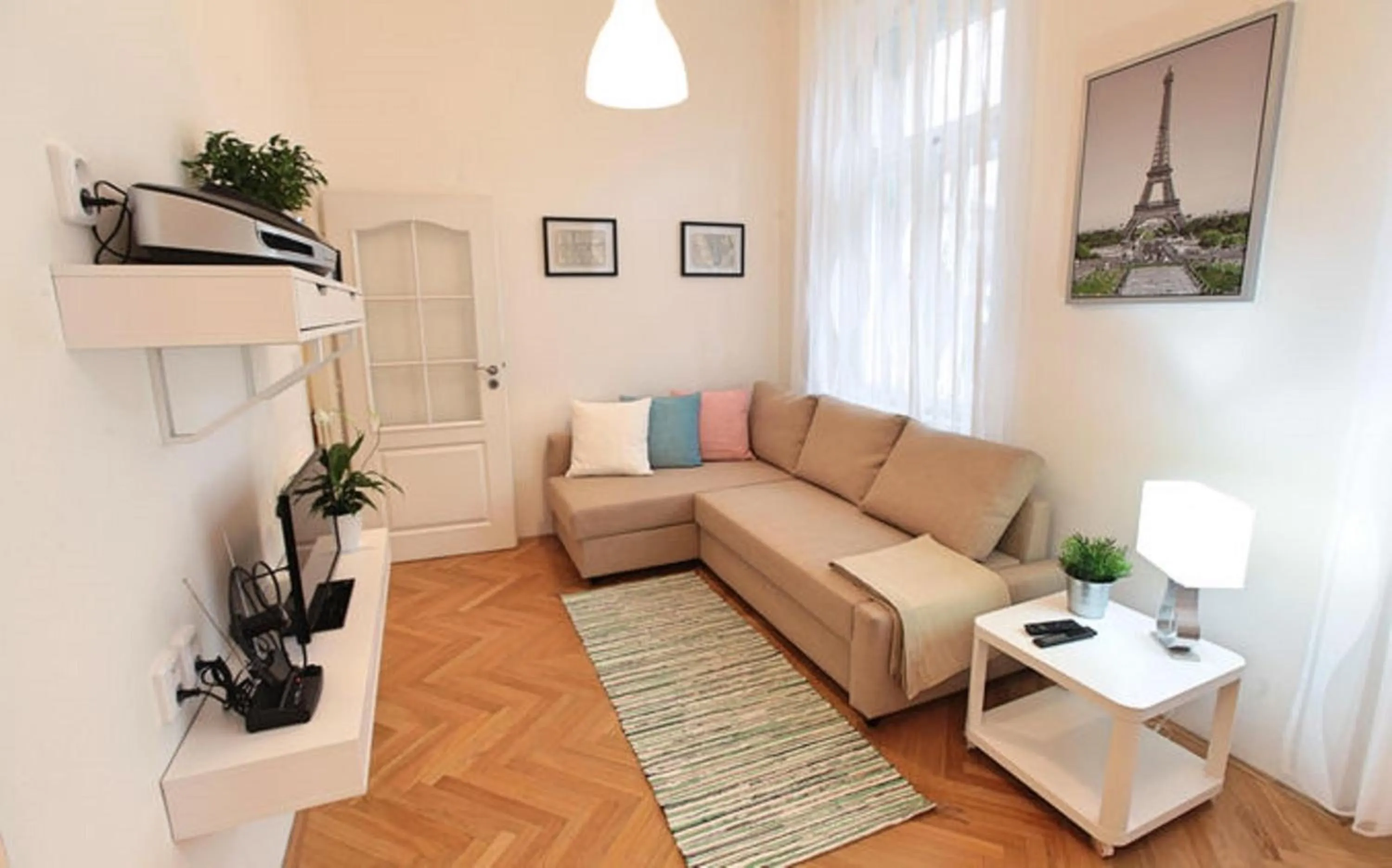 Living room in Angel City Aparthotel