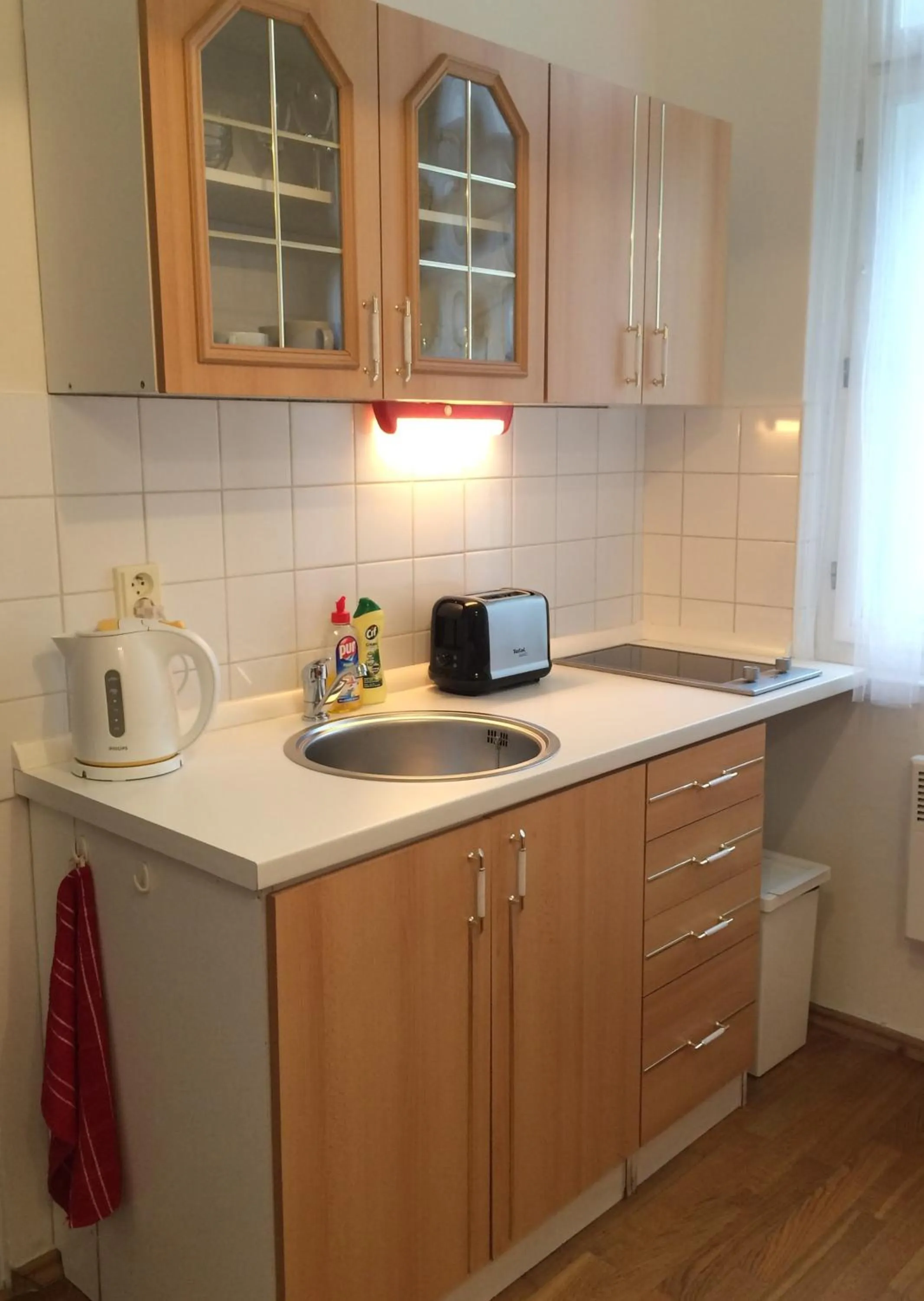 Kitchen or kitchenette in Angel City Aparthotel