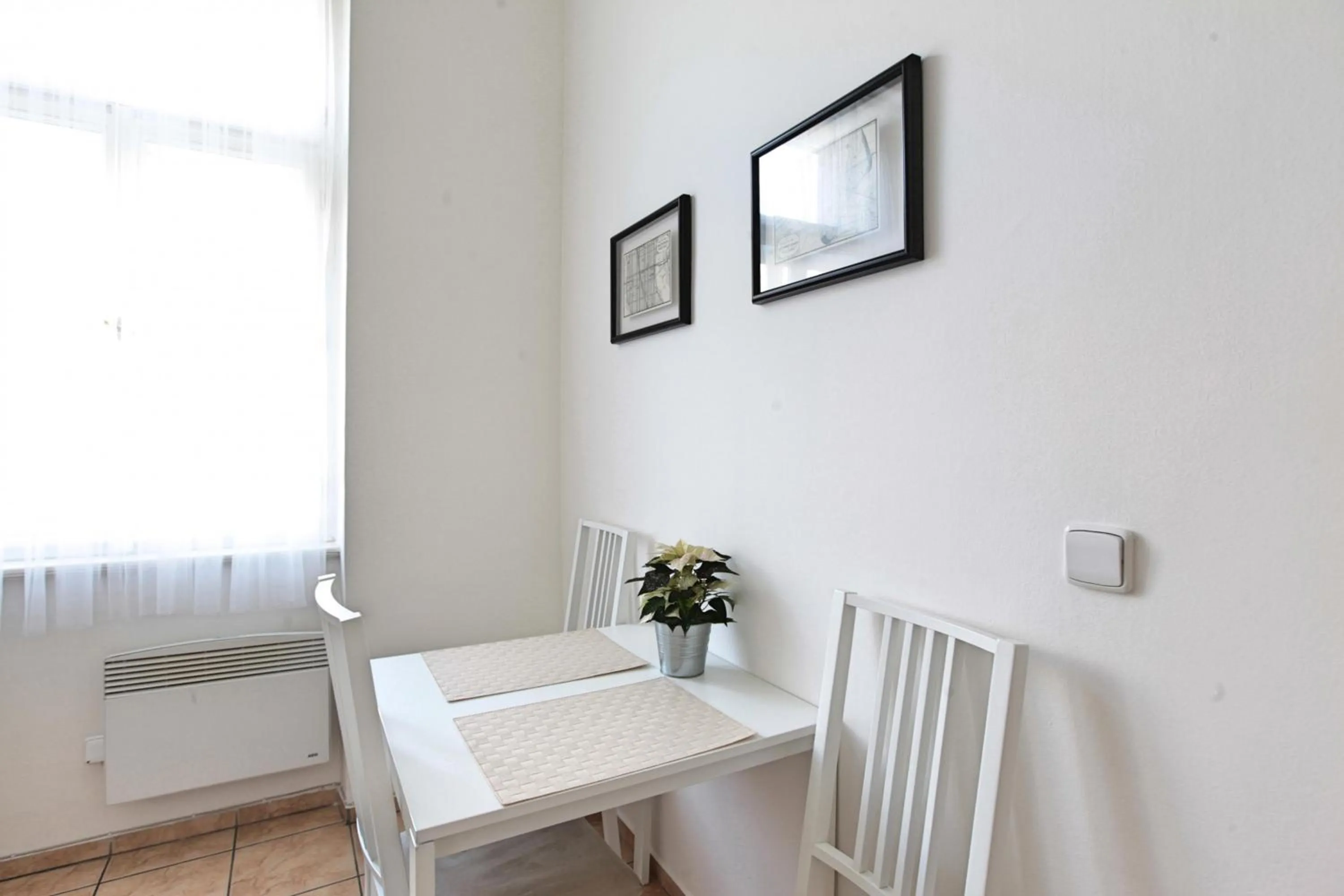 Angel City Aparthotel