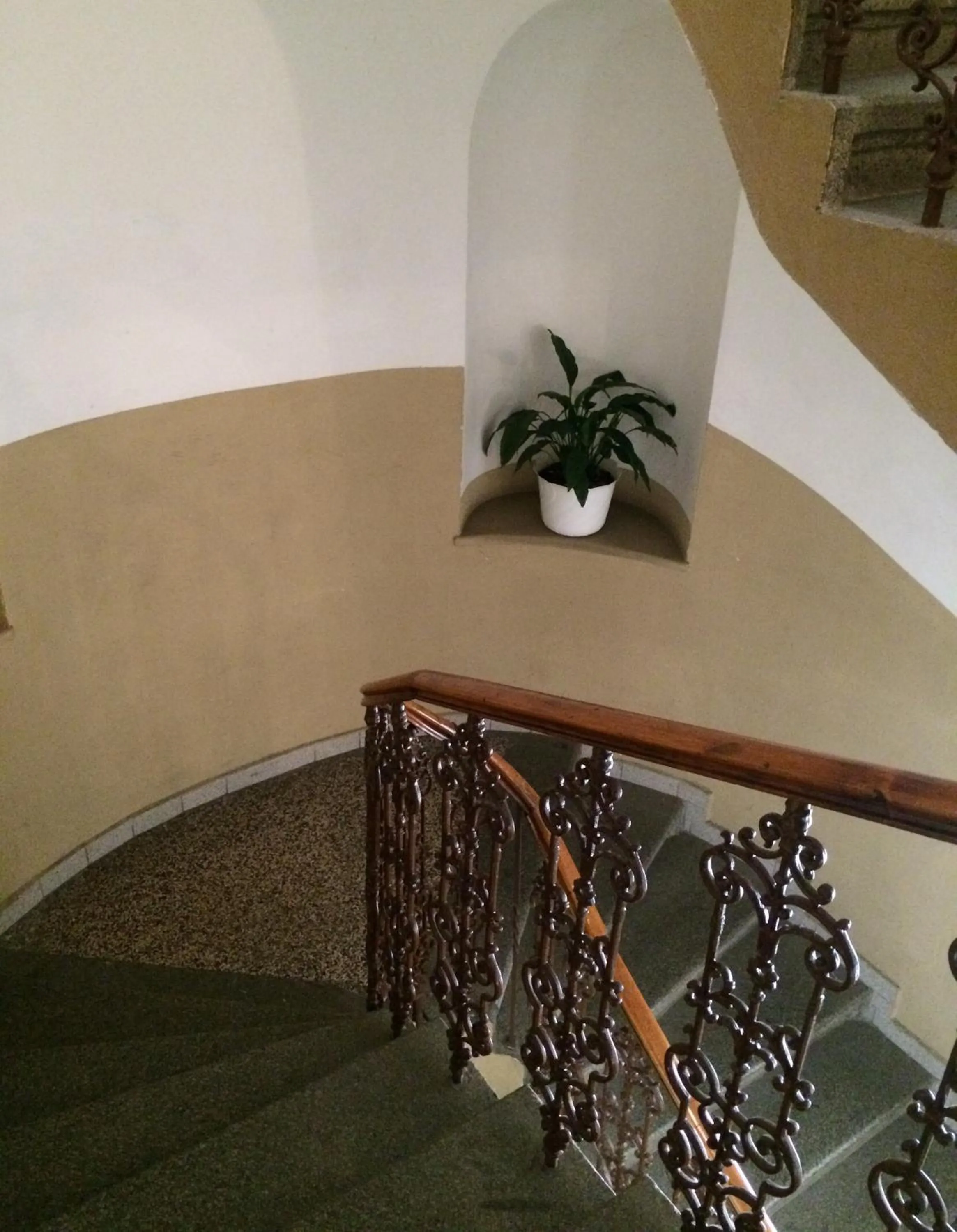 Property building in Angel City Aparthotel