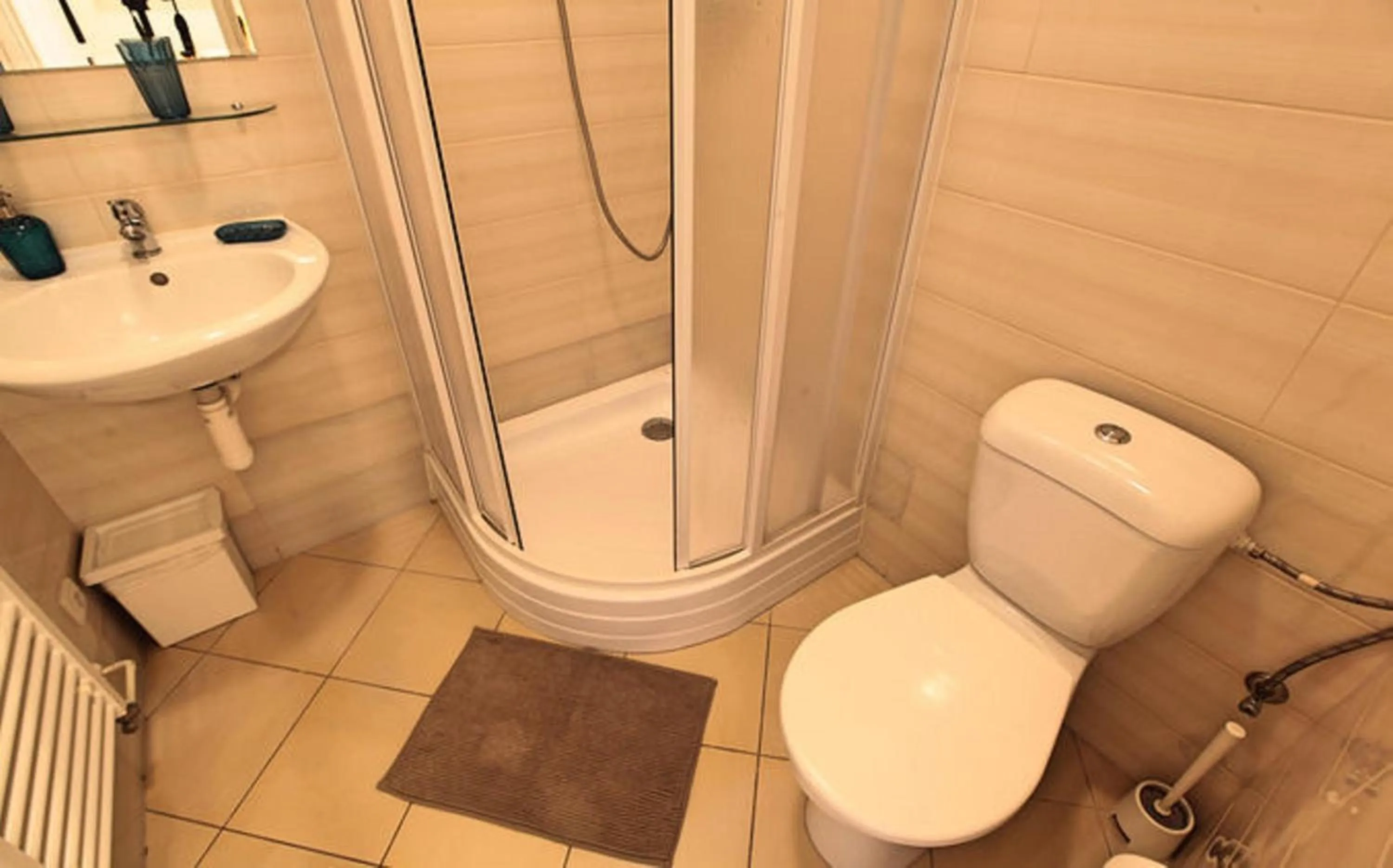 Angel City Aparthotel