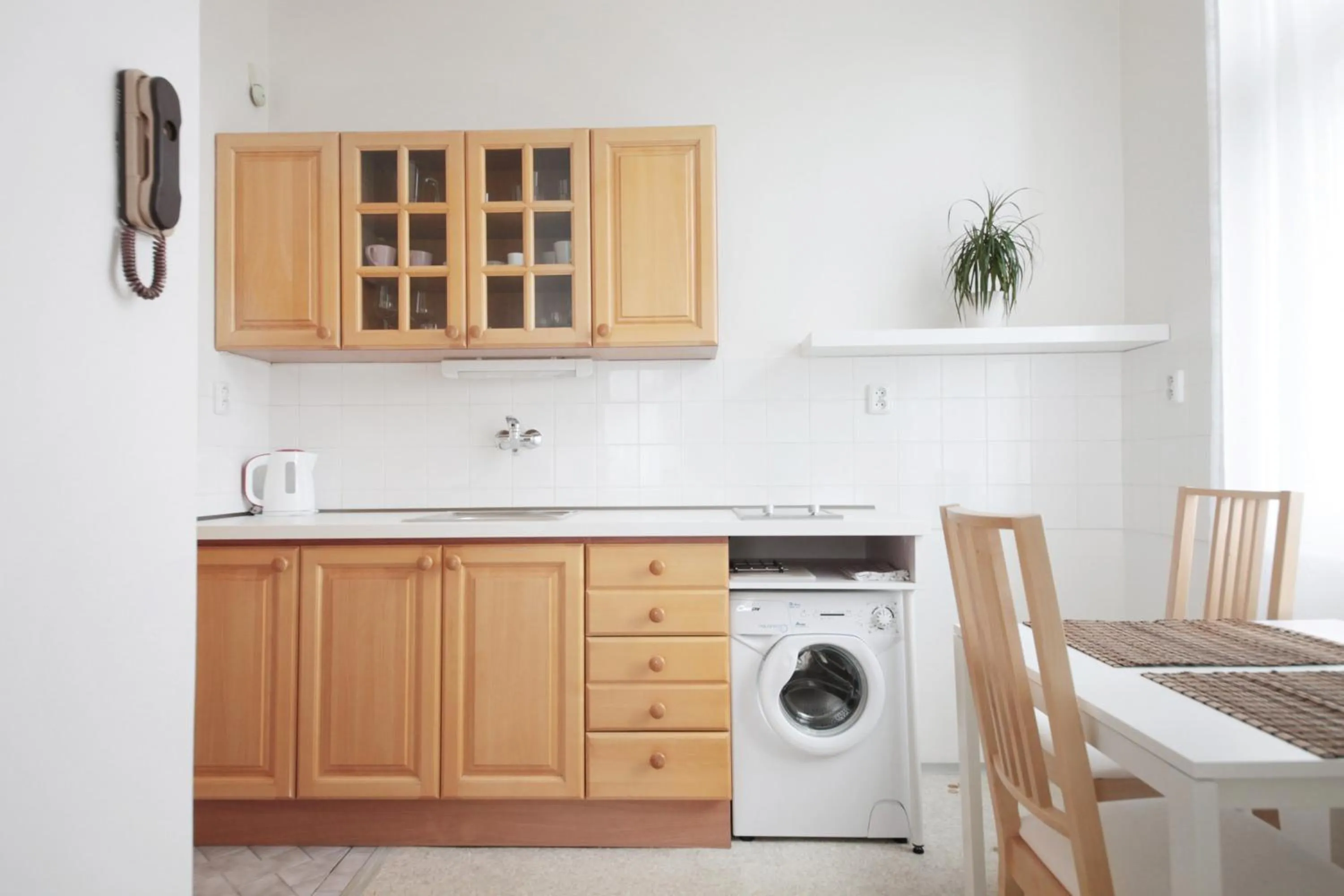 Angel City Aparthotel