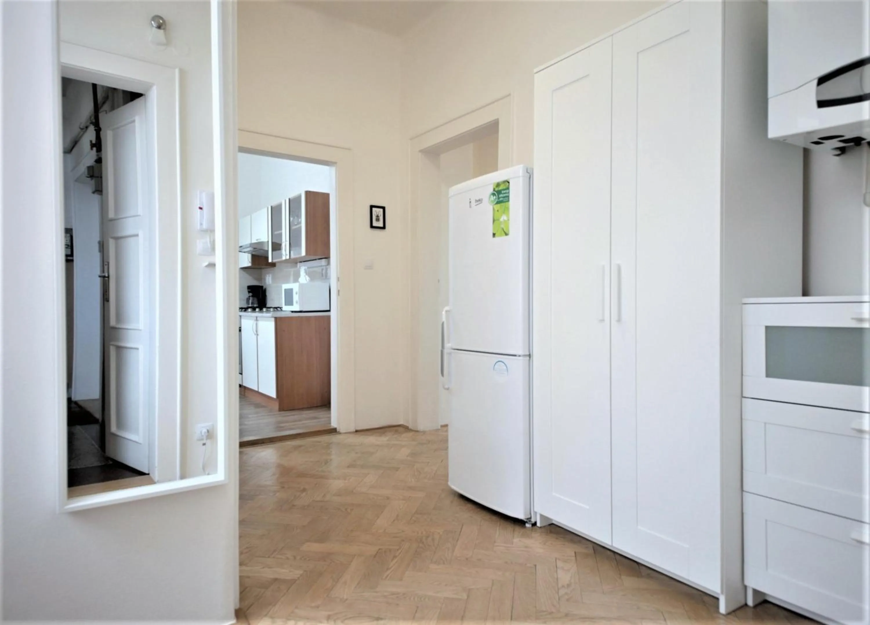 Angel City Aparthotel