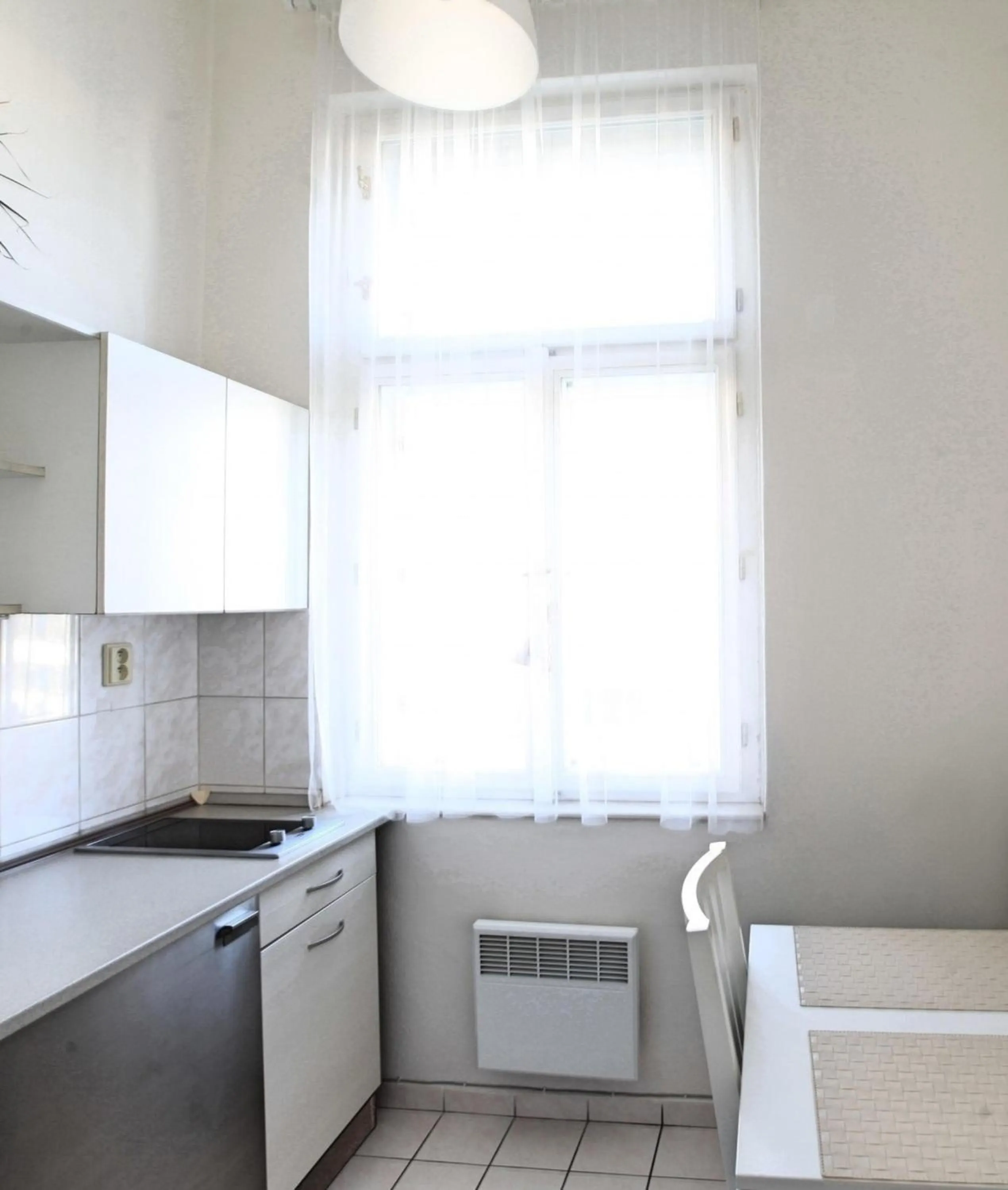 Angel City Aparthotel