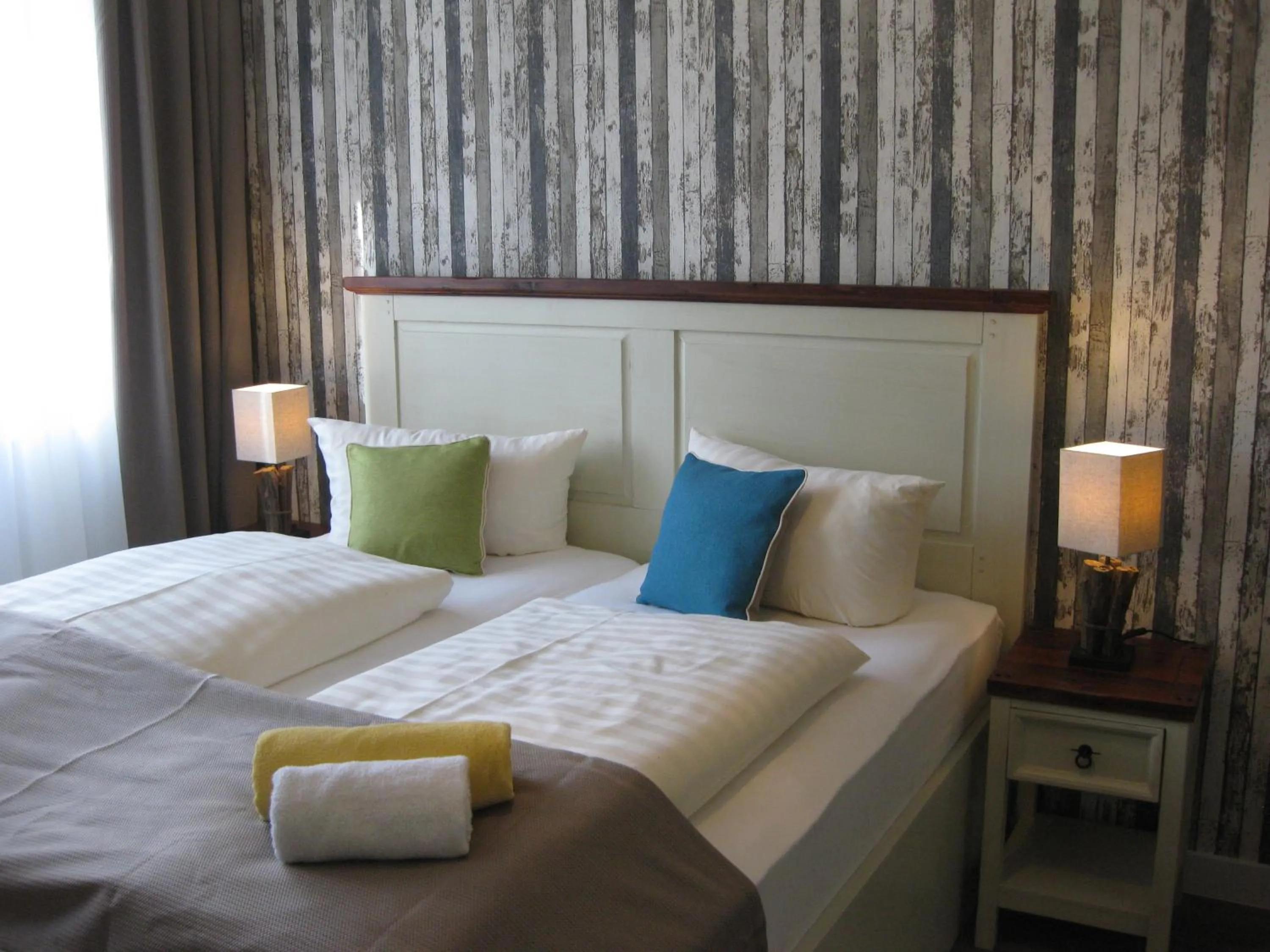 Bed in Apartment Central Leipzig - City