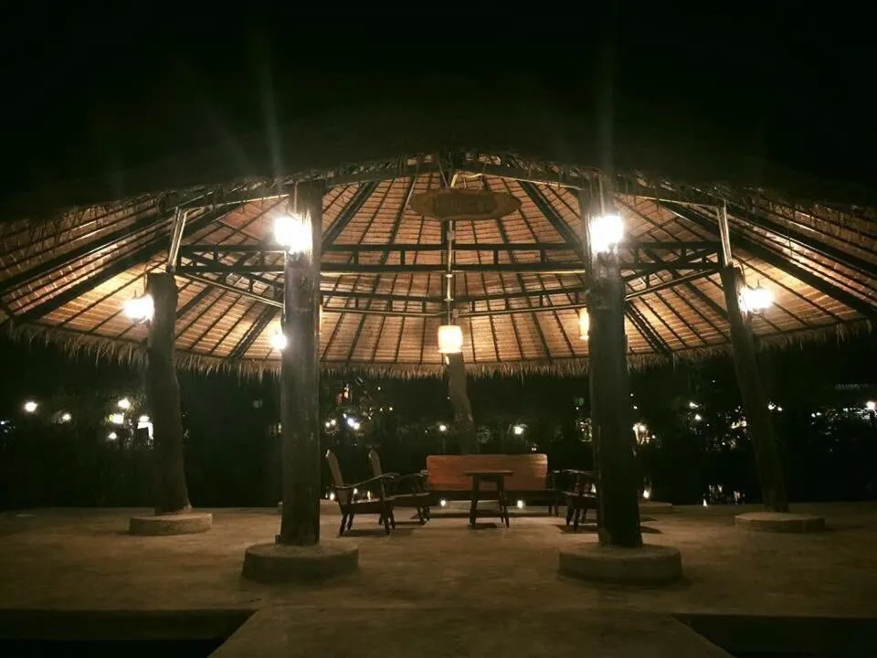 Ruean Thai Nai Bang by PANSAK Resort