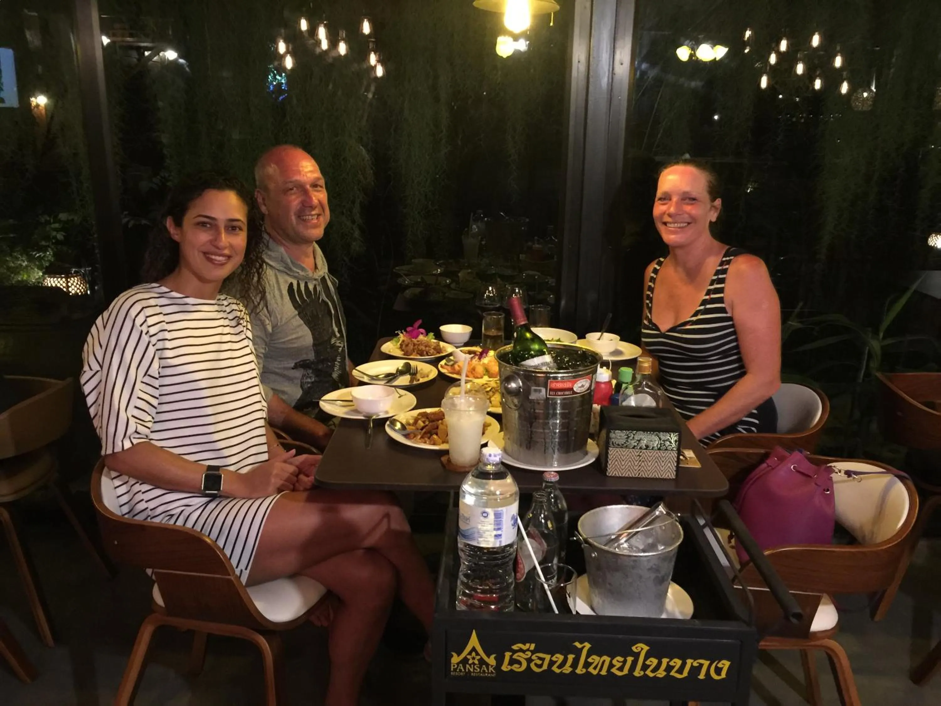 Restaurant/places to eat in Ruean Thai Nai Bang by PANSAK Resort