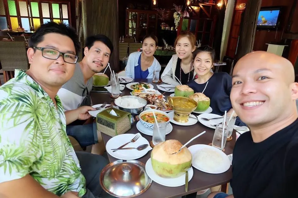 Restaurant/places to eat in Ruean Thai Nai Bang by PANSAK Resort