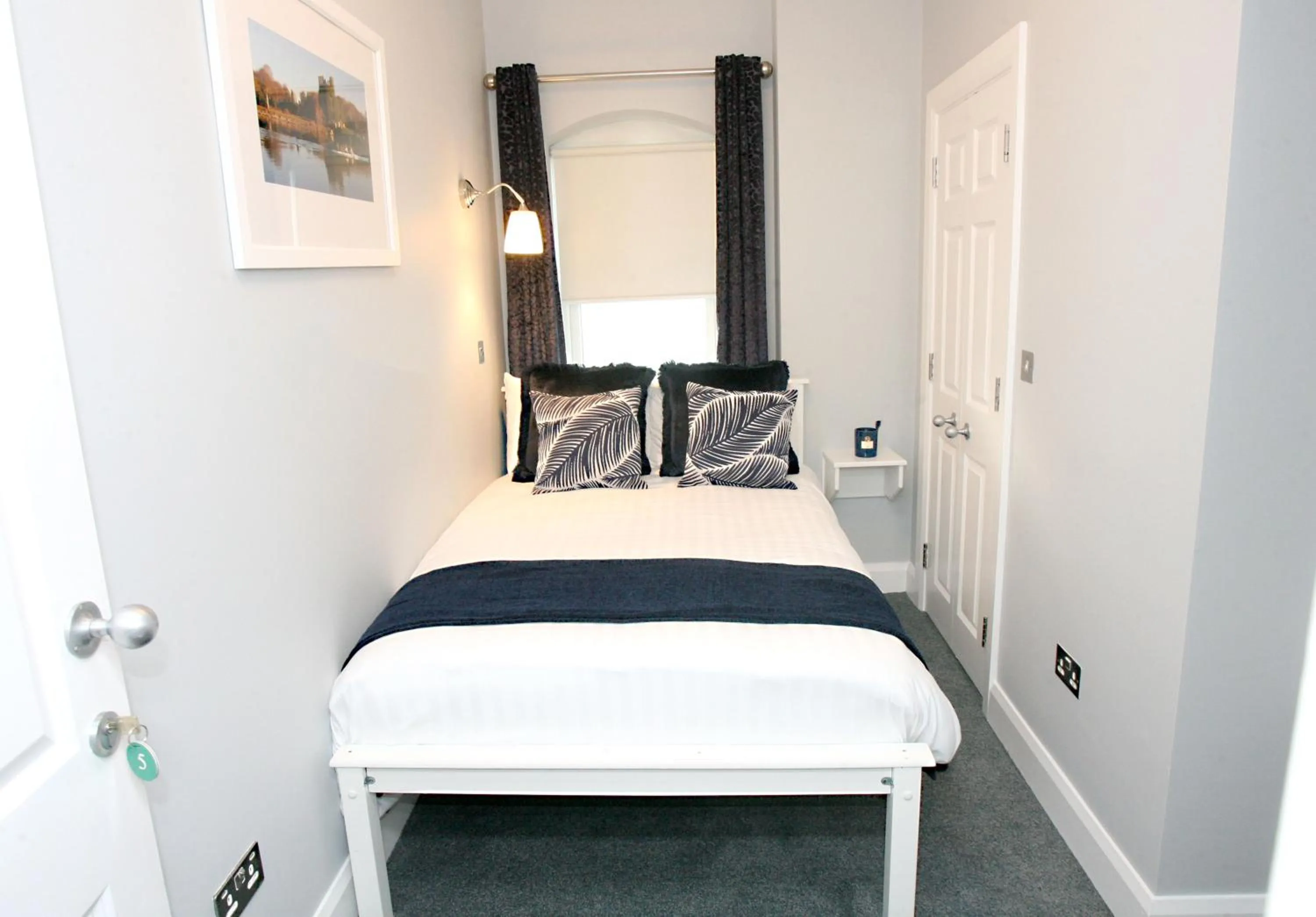 Bed in The Sliding Rock Inn