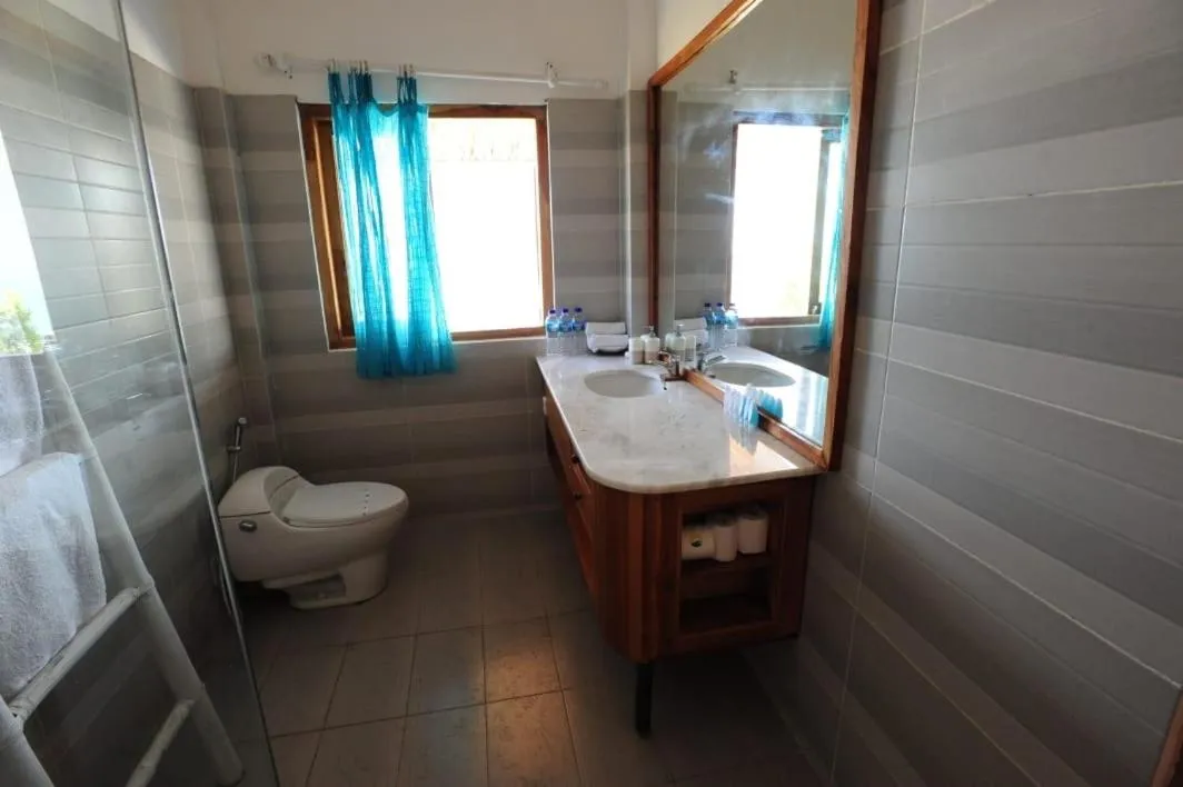 Bathroom in Sunset Hill Hotel