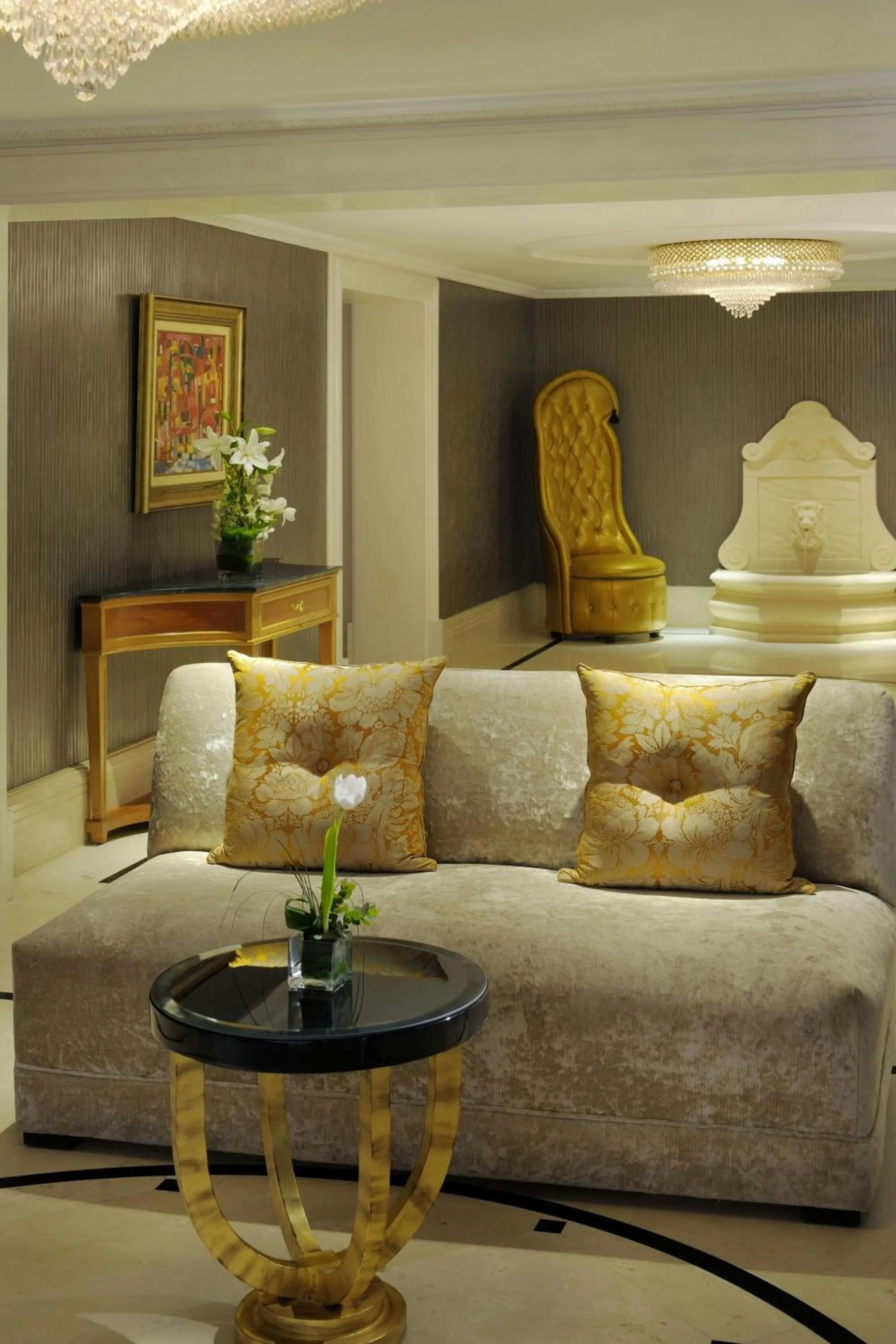 Photo of the whole room in Cairo Marriott Hotel