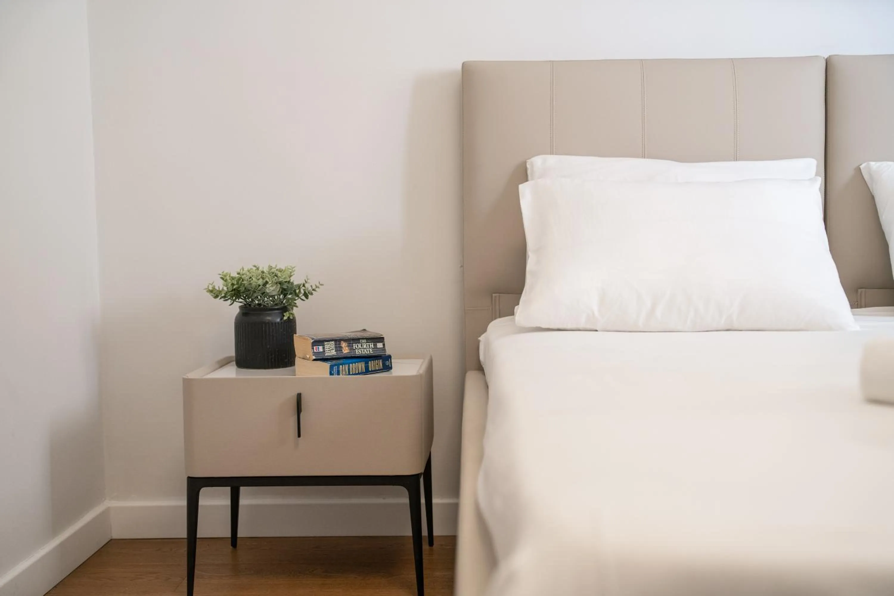 Bed in Chic & Quiet Apartments in City Center by FeelHome