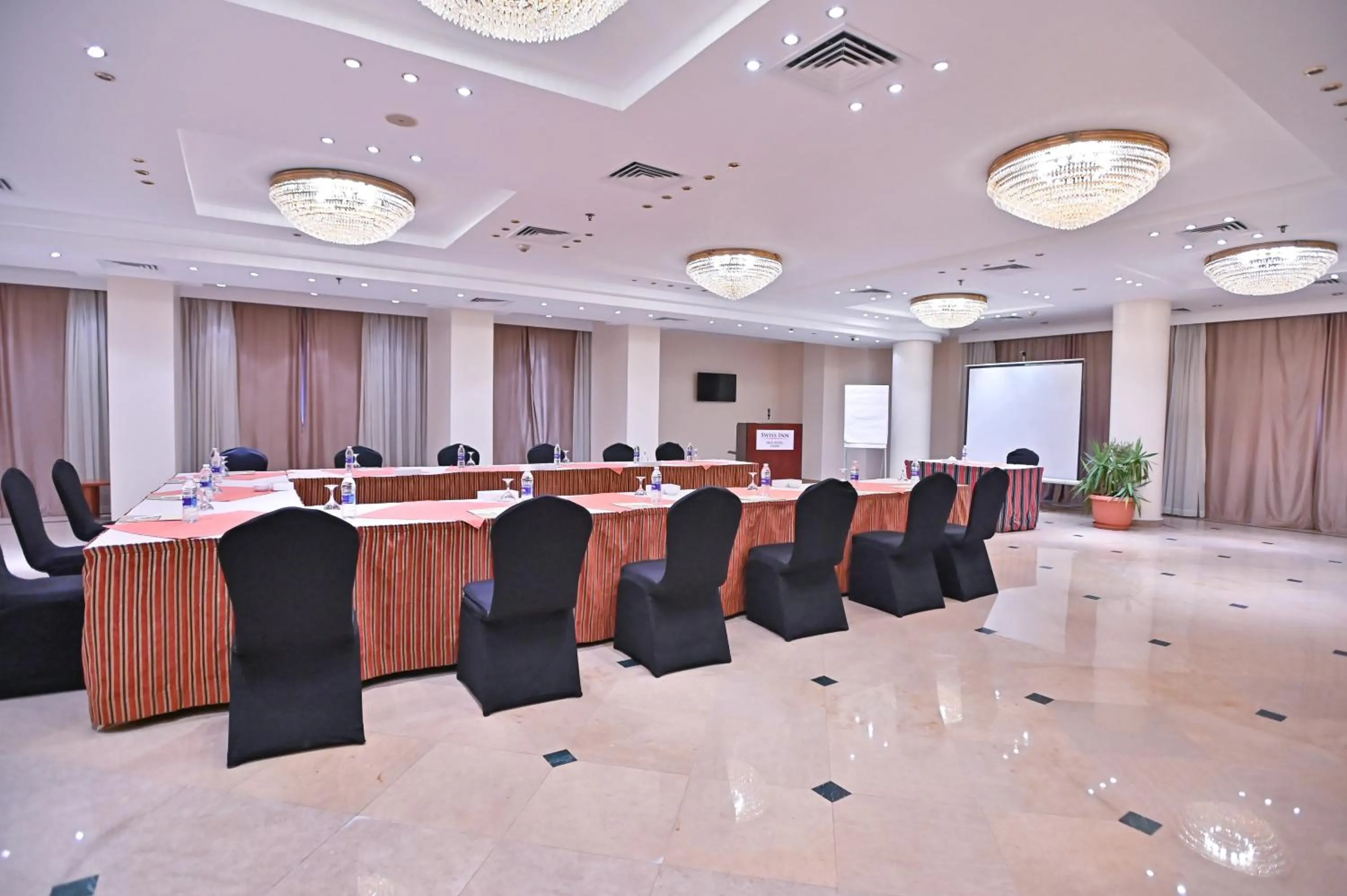 Meeting/conference room in Swiss Inn Nile Hotel