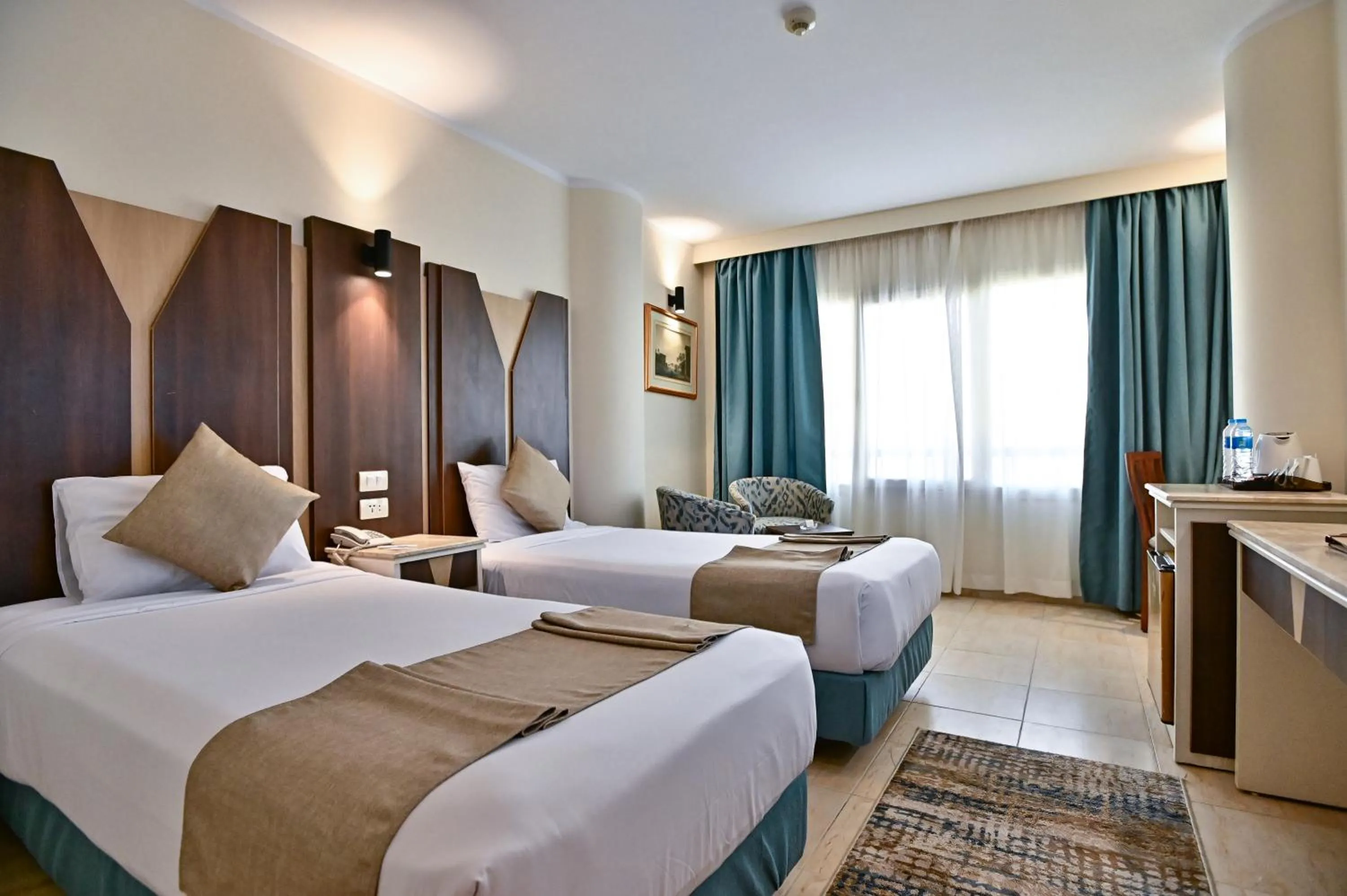 Photo of the whole room, Bed in Swiss Inn Nile Hotel