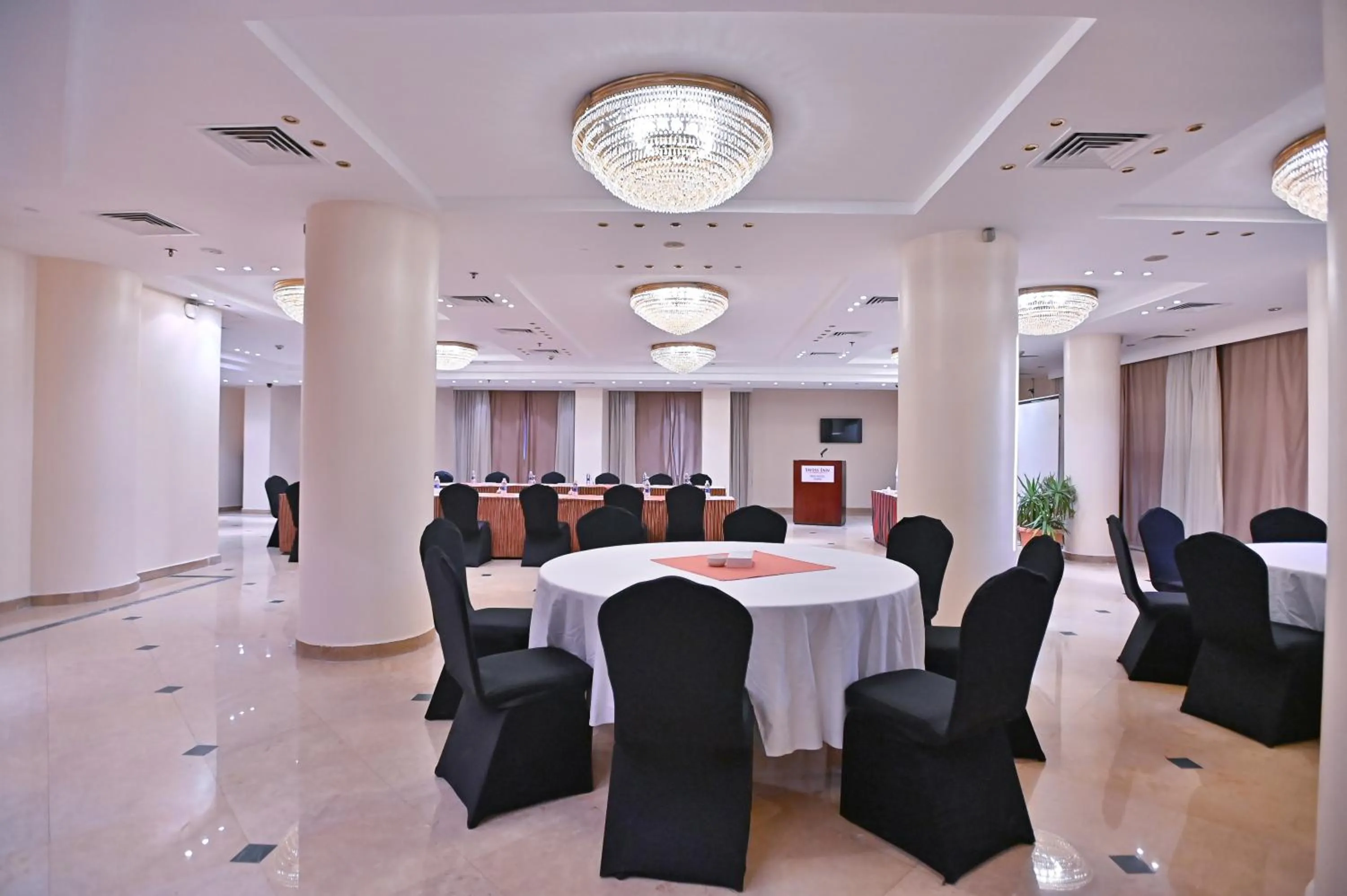 Meeting/conference room in Swiss Inn Nile Hotel