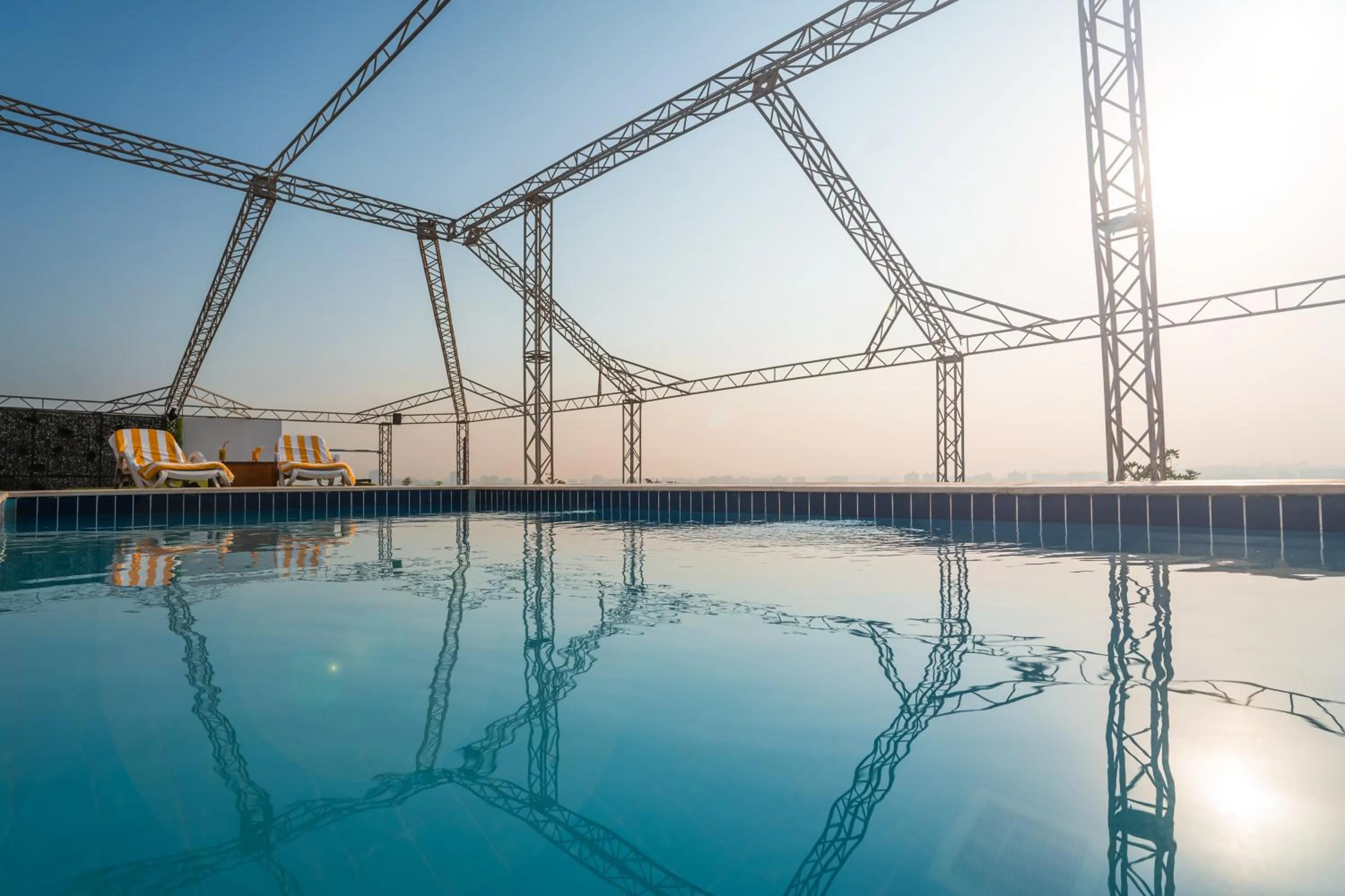Swimming pool in Swiss Inn Nile Hotel