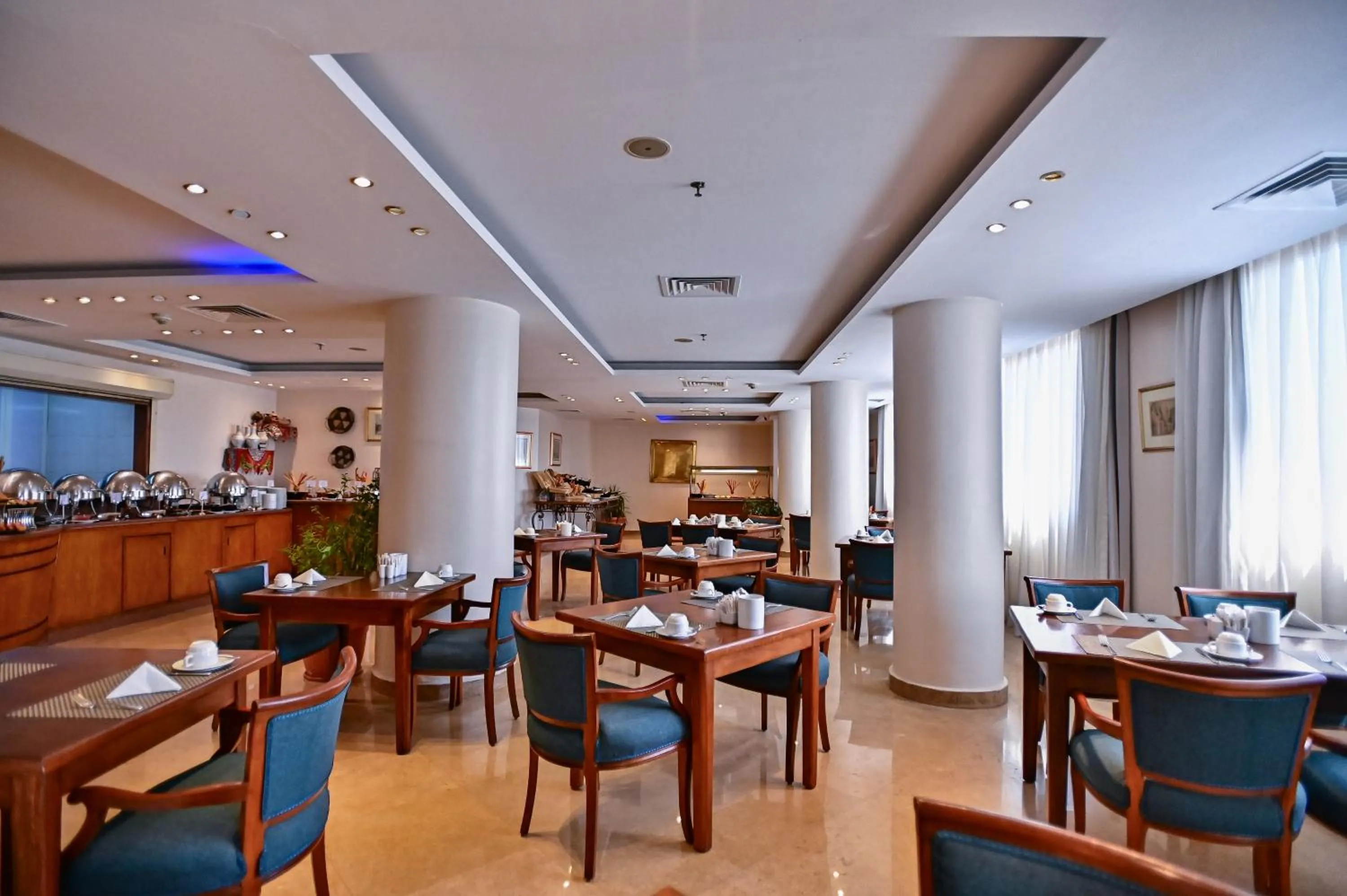 Restaurant/places to eat in Swiss Inn Nile Hotel