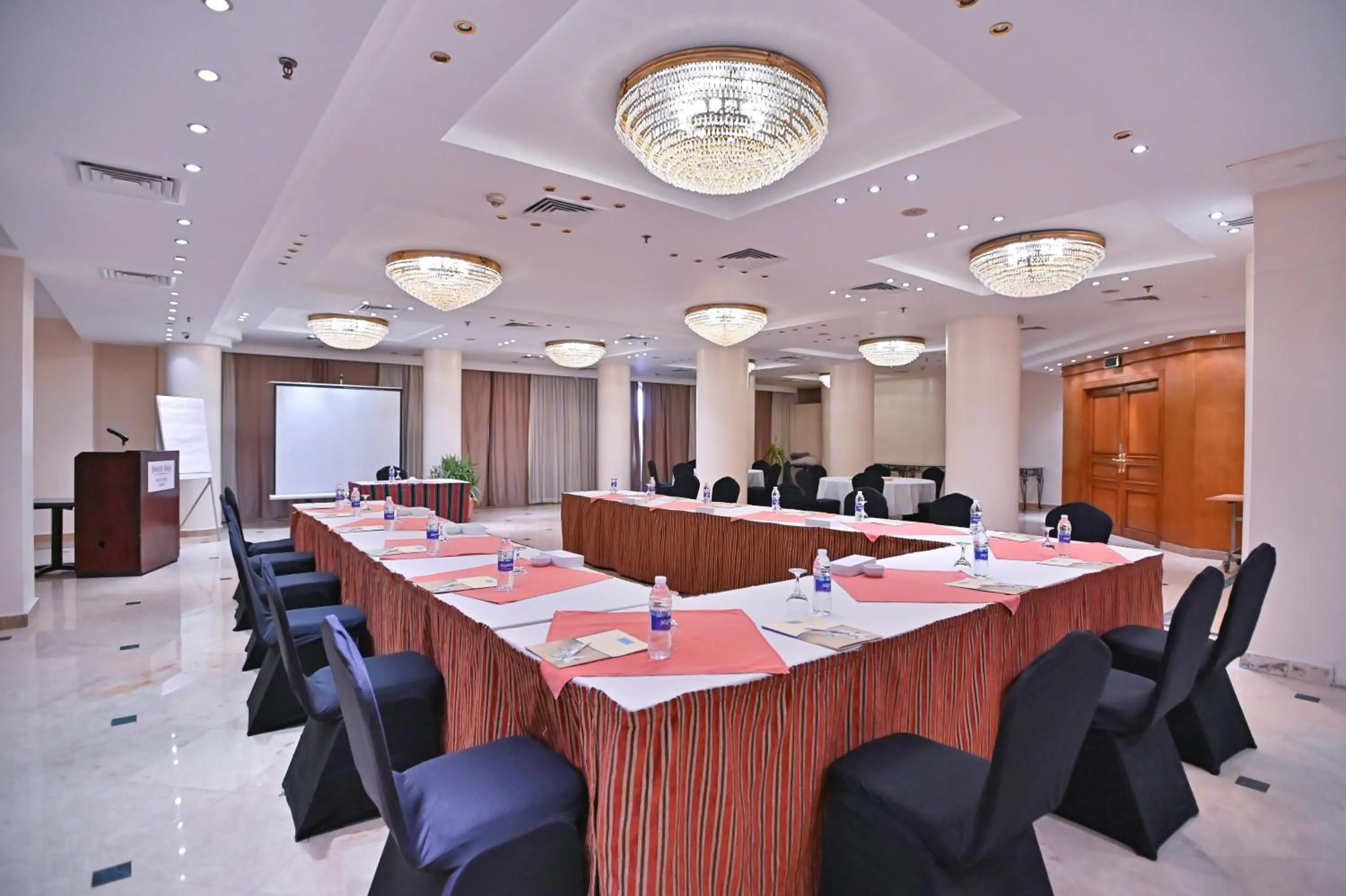 Meeting/conference room in Swiss Inn Nile Hotel