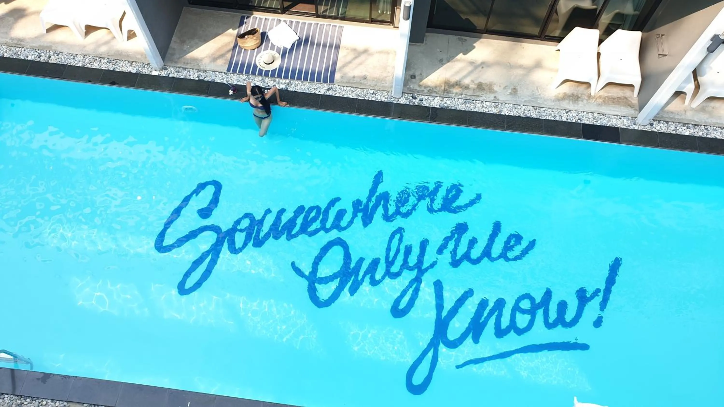 Swimming pool in Bluemoon