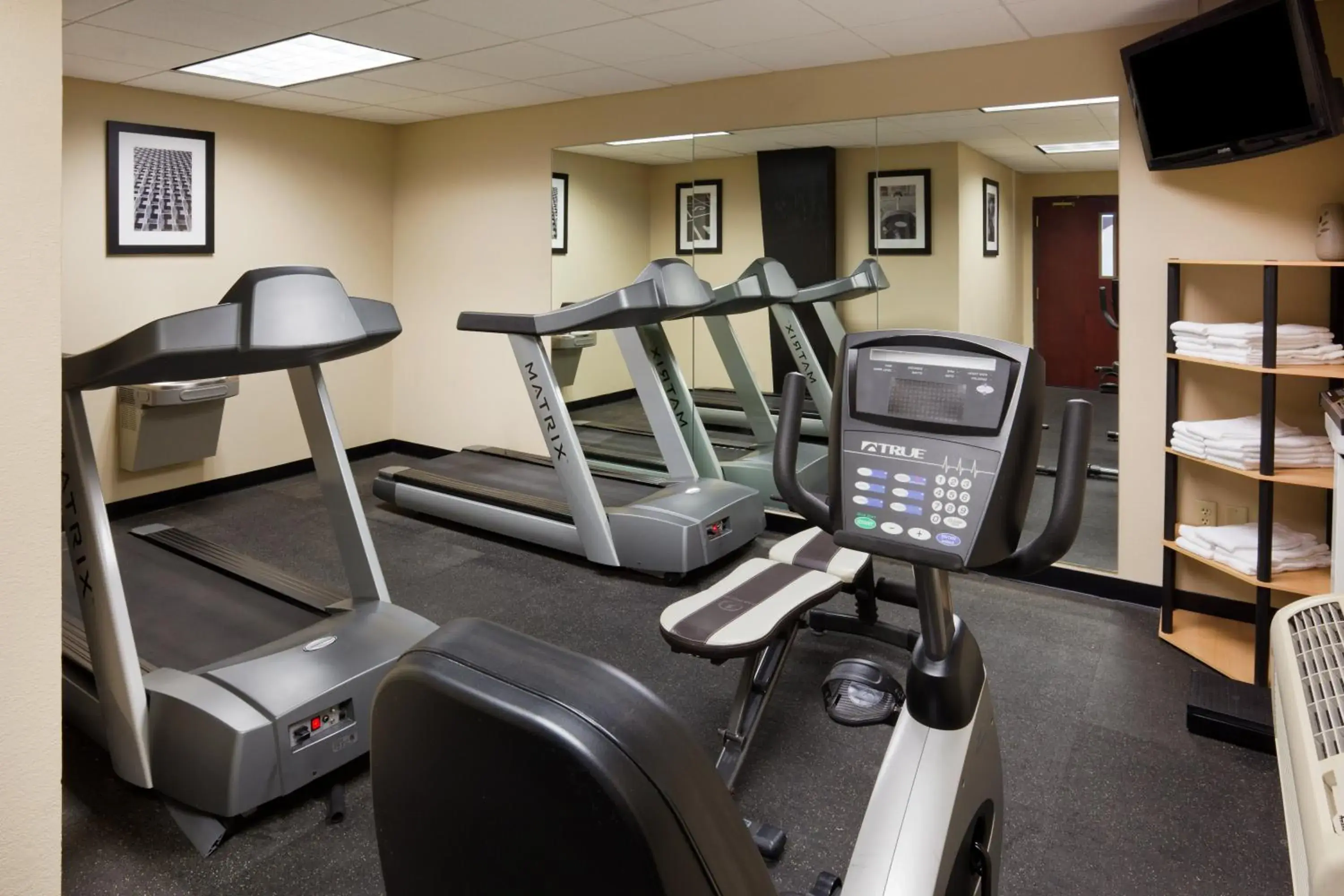 Fitness centre/facilities in Holiday Inn Express & Suites Aberdeen by IHG Fitness centre/facilities in Holiday Inn Express & Suites Aberdeen by IHG
