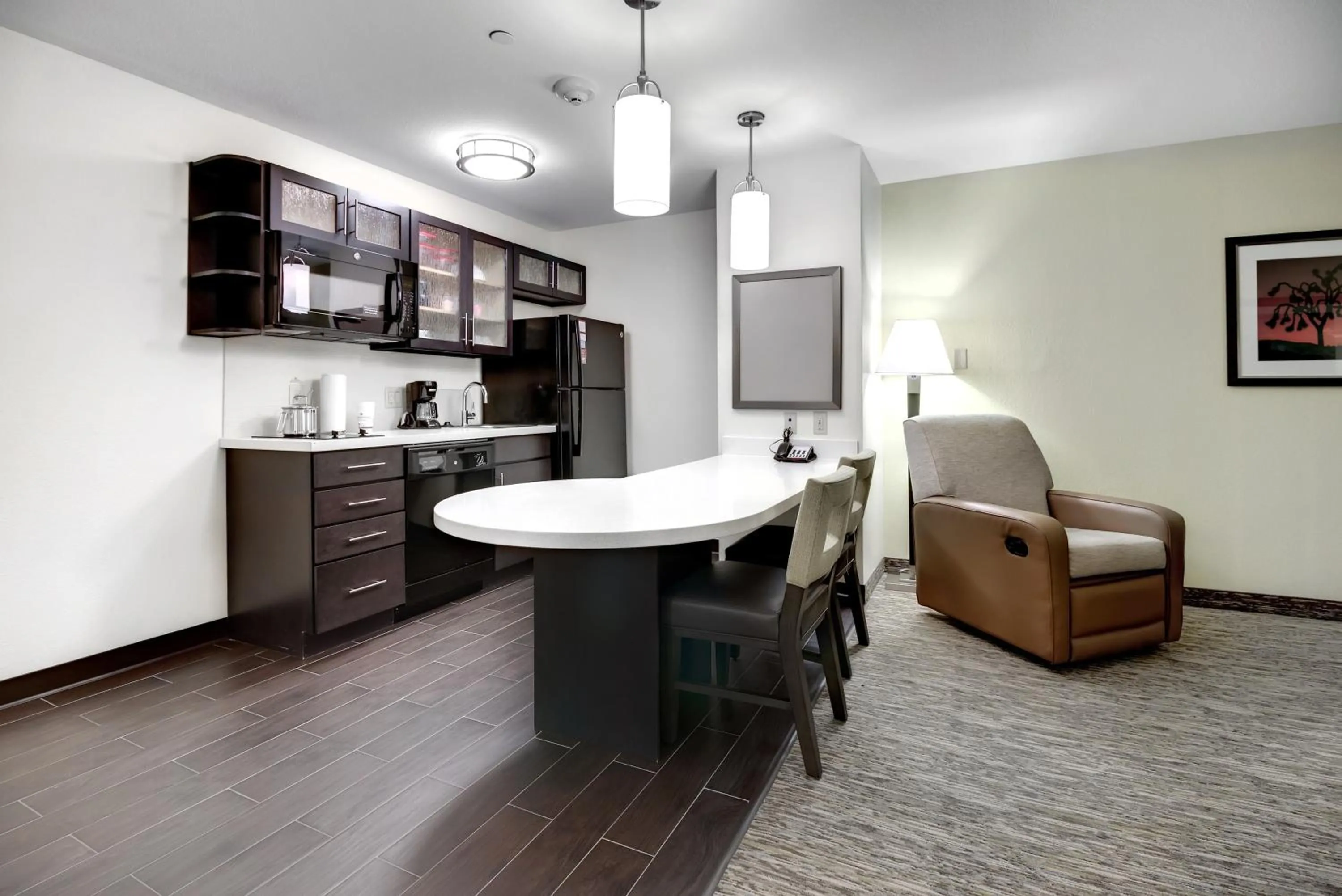 Kitchen or kitchenette in Candlewood Suites Waco by IHG