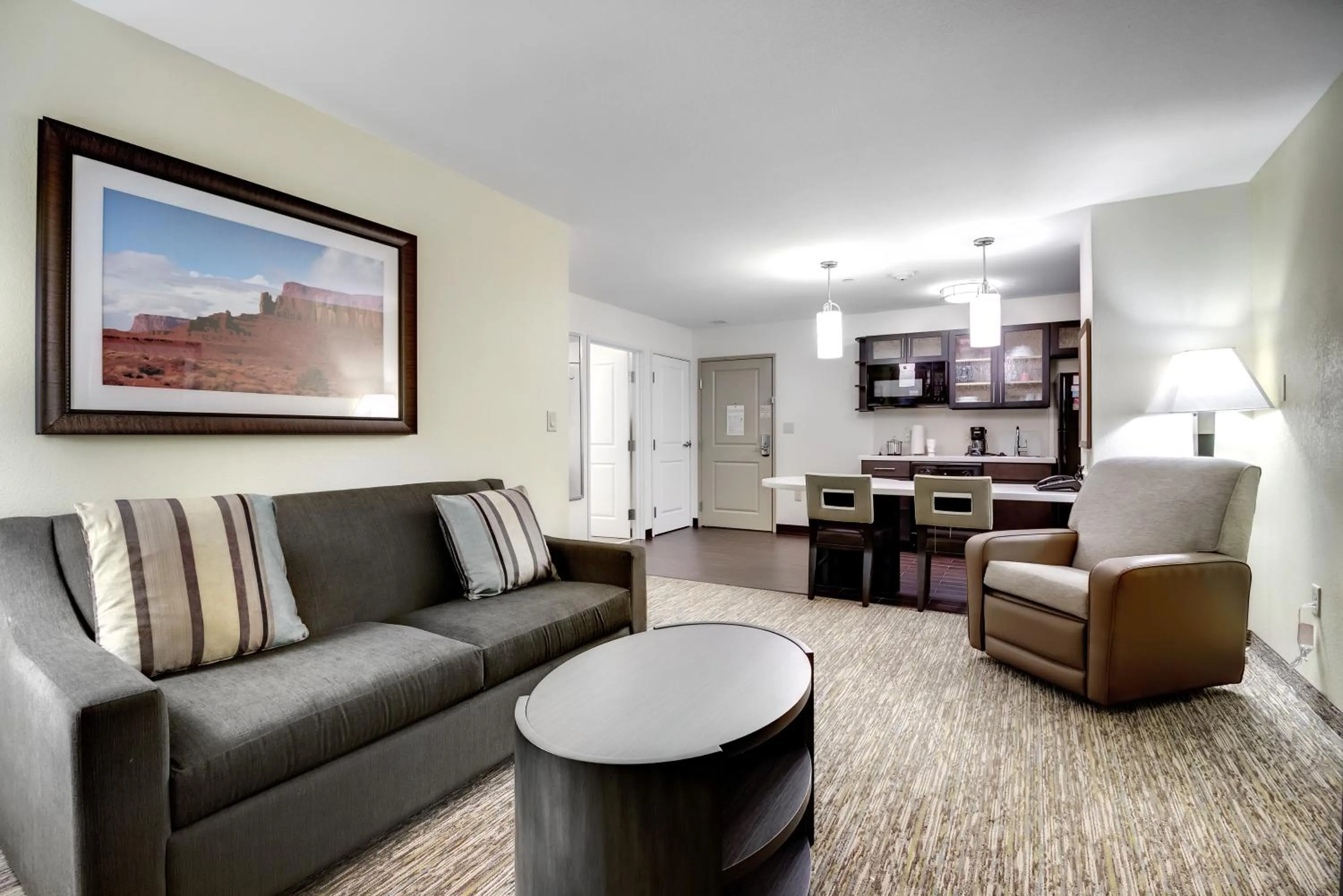 Living room in Candlewood Suites Waco by IHG