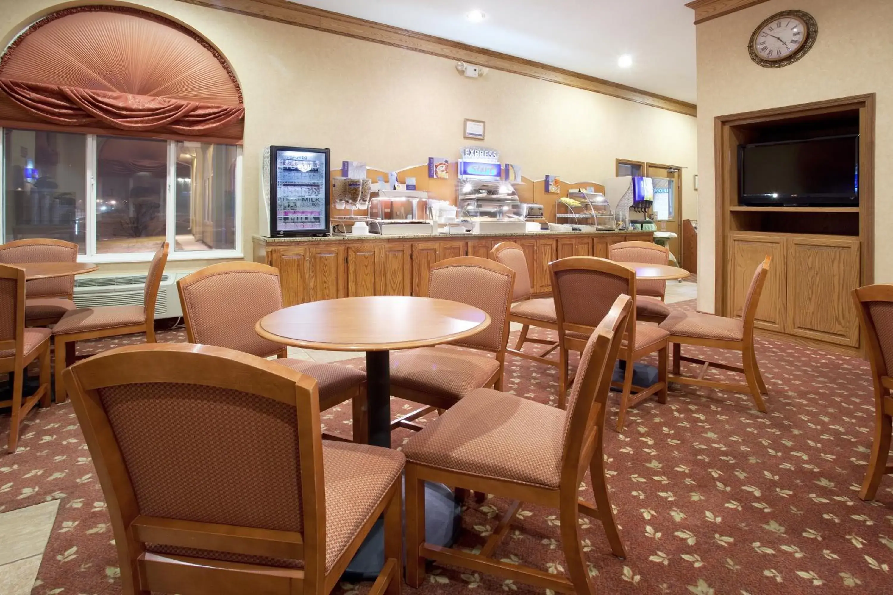 Restaurant/places to eat in Quality Inn Alliance Restaurant/places to eat in Quality Inn Alliance