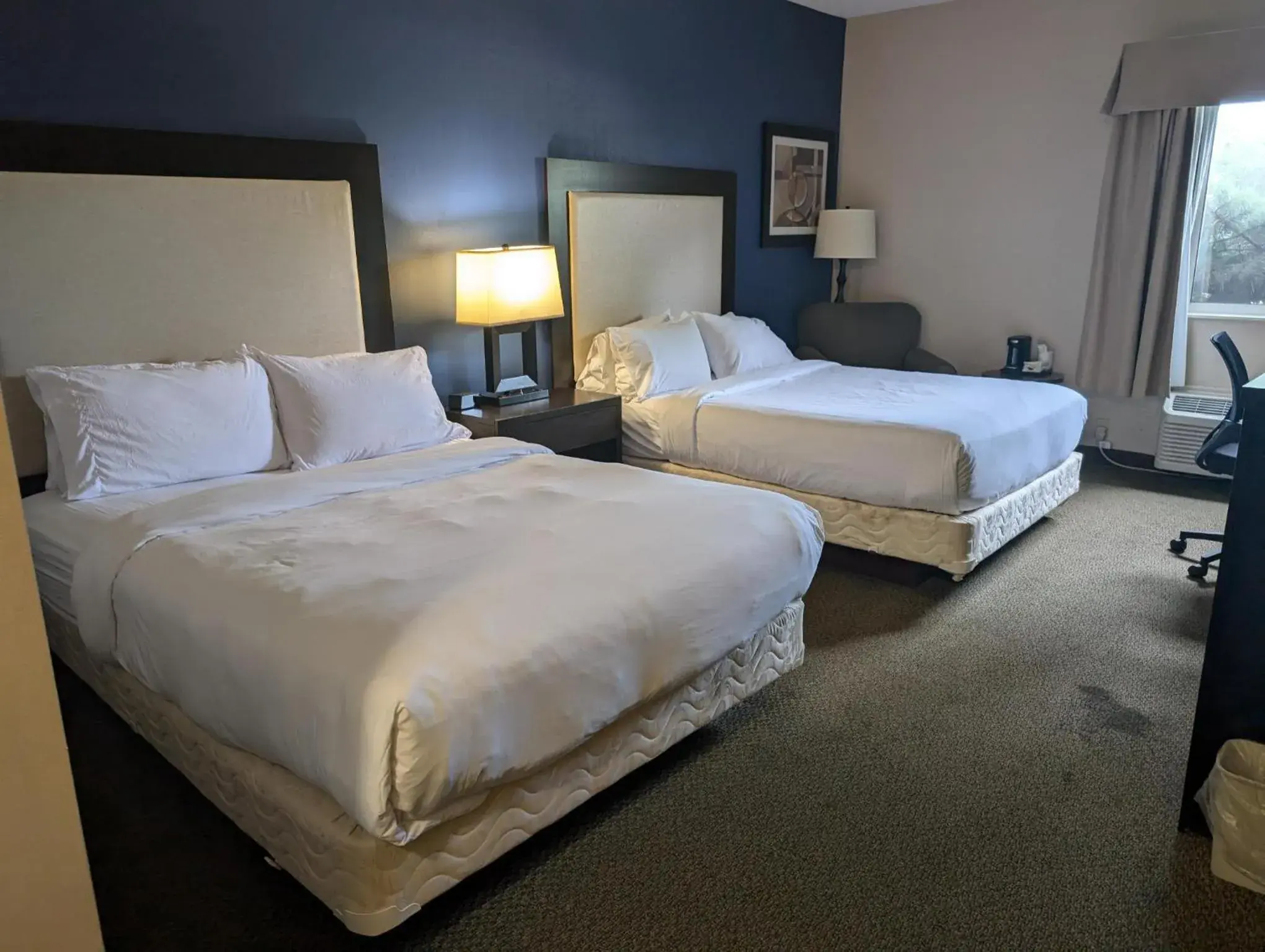 Bedroom, Bed in Wingate by Wyndham Ashland Bedroom, Bed in Wingate by Wyndham Ashland