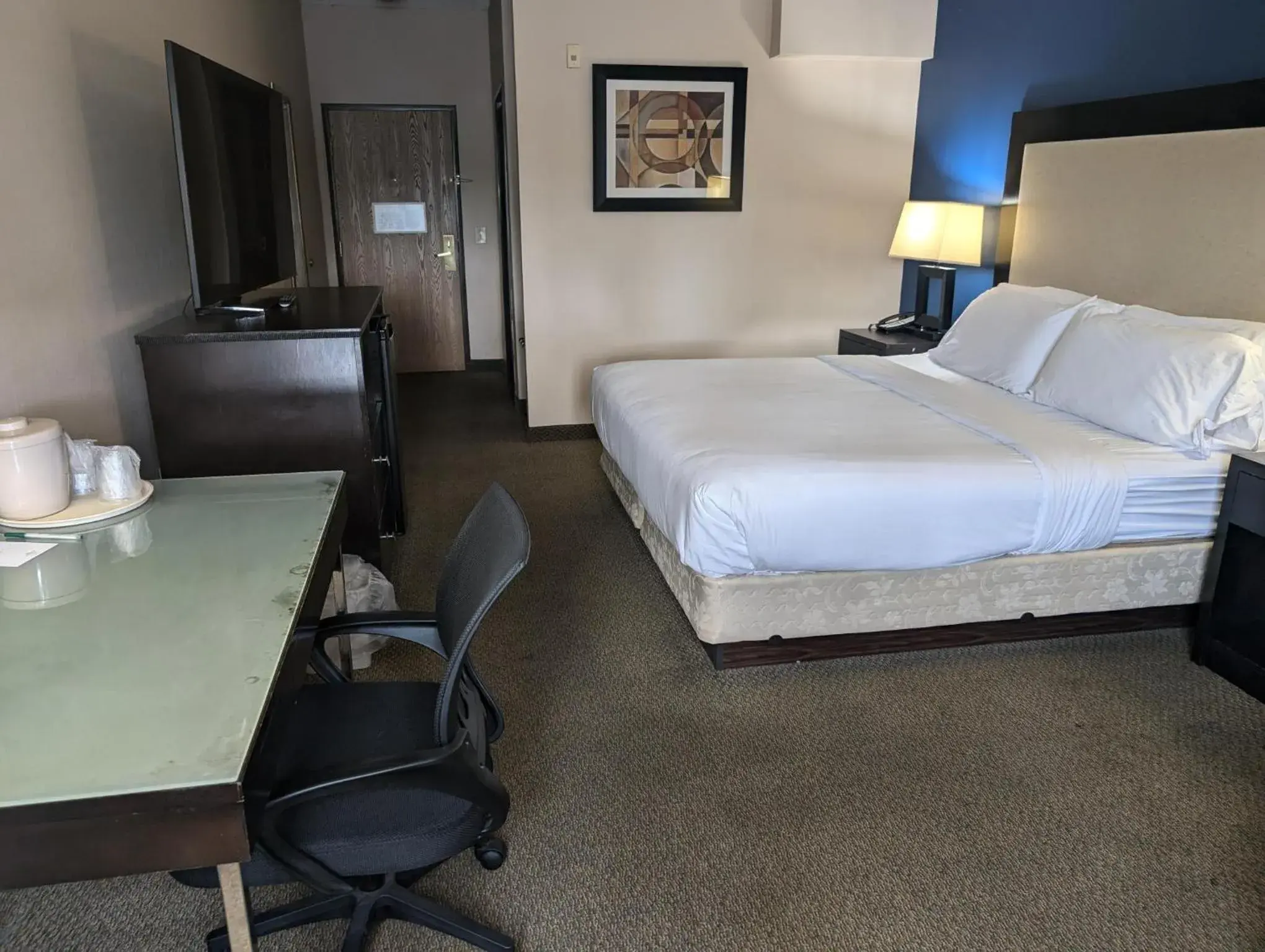 Bedroom, Bed in Wingate by Wyndham Ashland Bedroom, Bed in Wingate by Wyndham Ashland