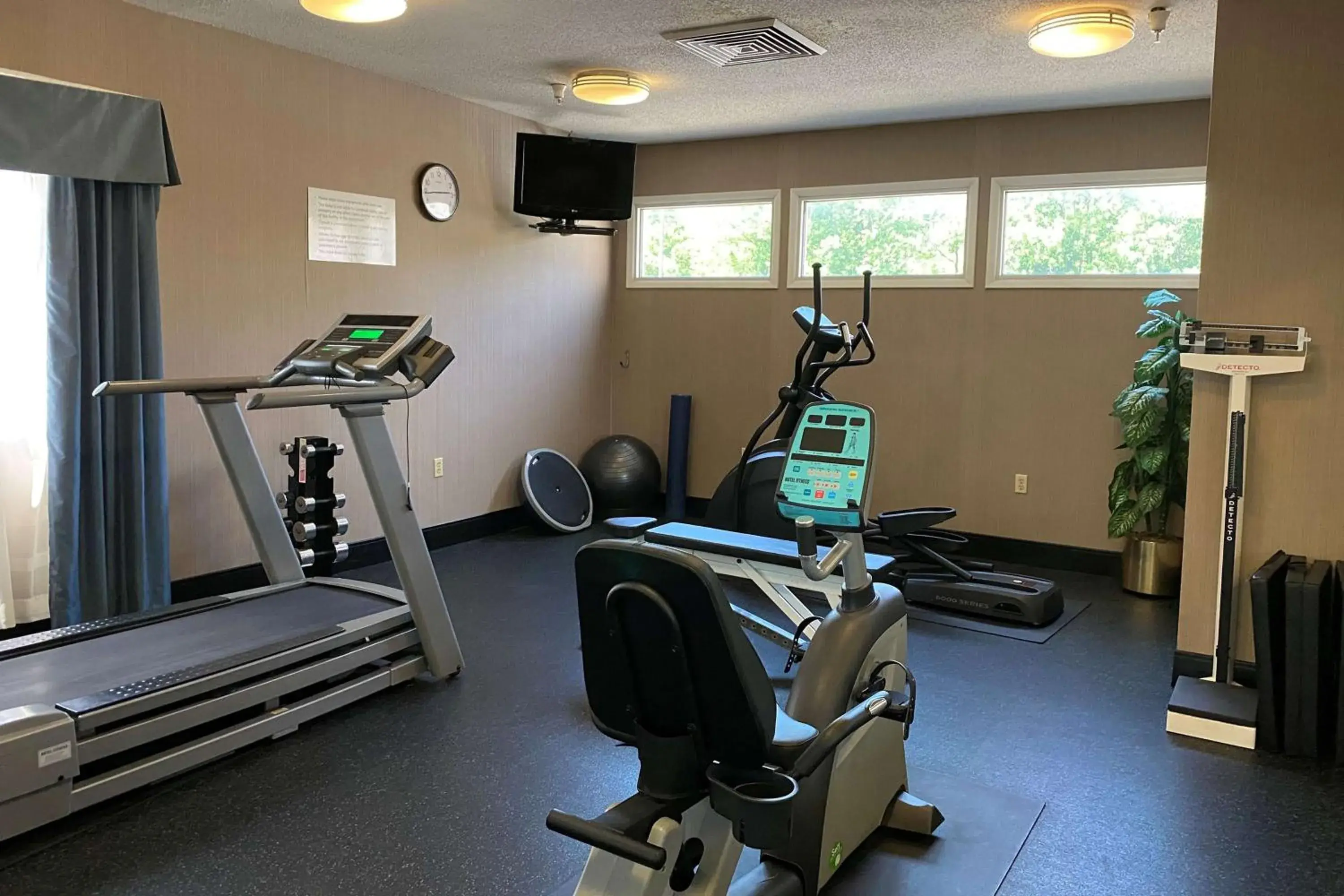 Fitness centre/facilities in Wingate by Wyndham Ashland Fitness centre/facilities in Wingate by Wyndham Ashland