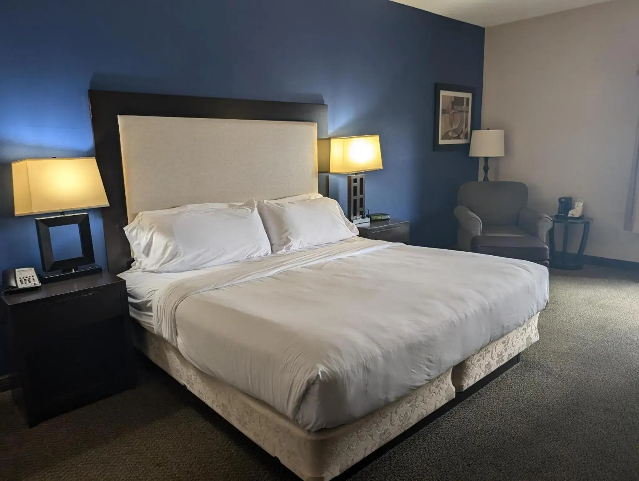 Bedroom, Bed in Wingate by Wyndham Ashland Bedroom, Bed in Wingate by Wyndham Ashland