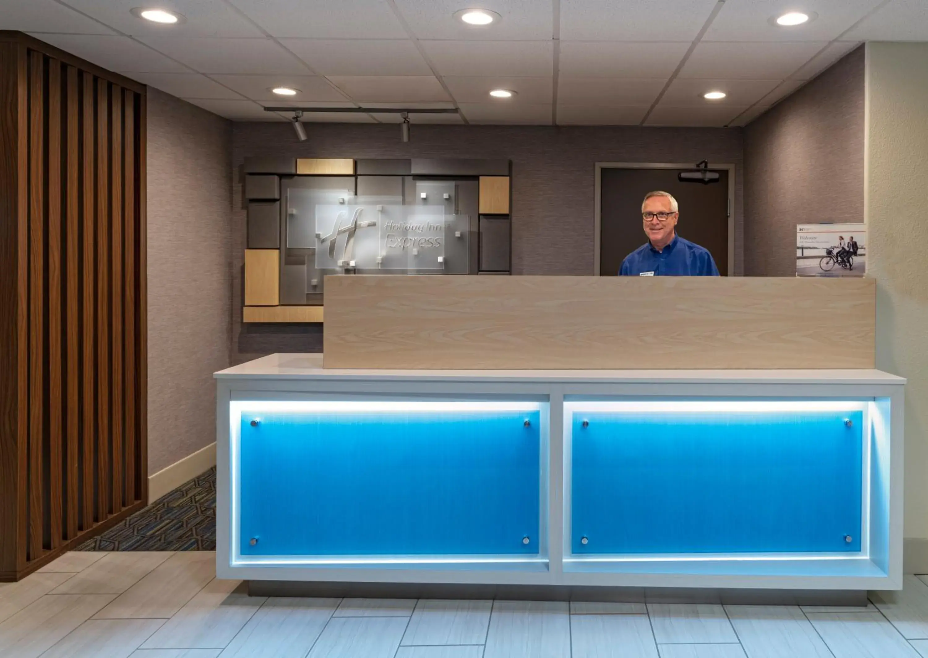 Property building in Holiday Inn Express & Suites Cedar Park (Nw Austin) by IHG Property building in Holiday Inn Express & Suites Cedar Park (Nw Austin) by IHG