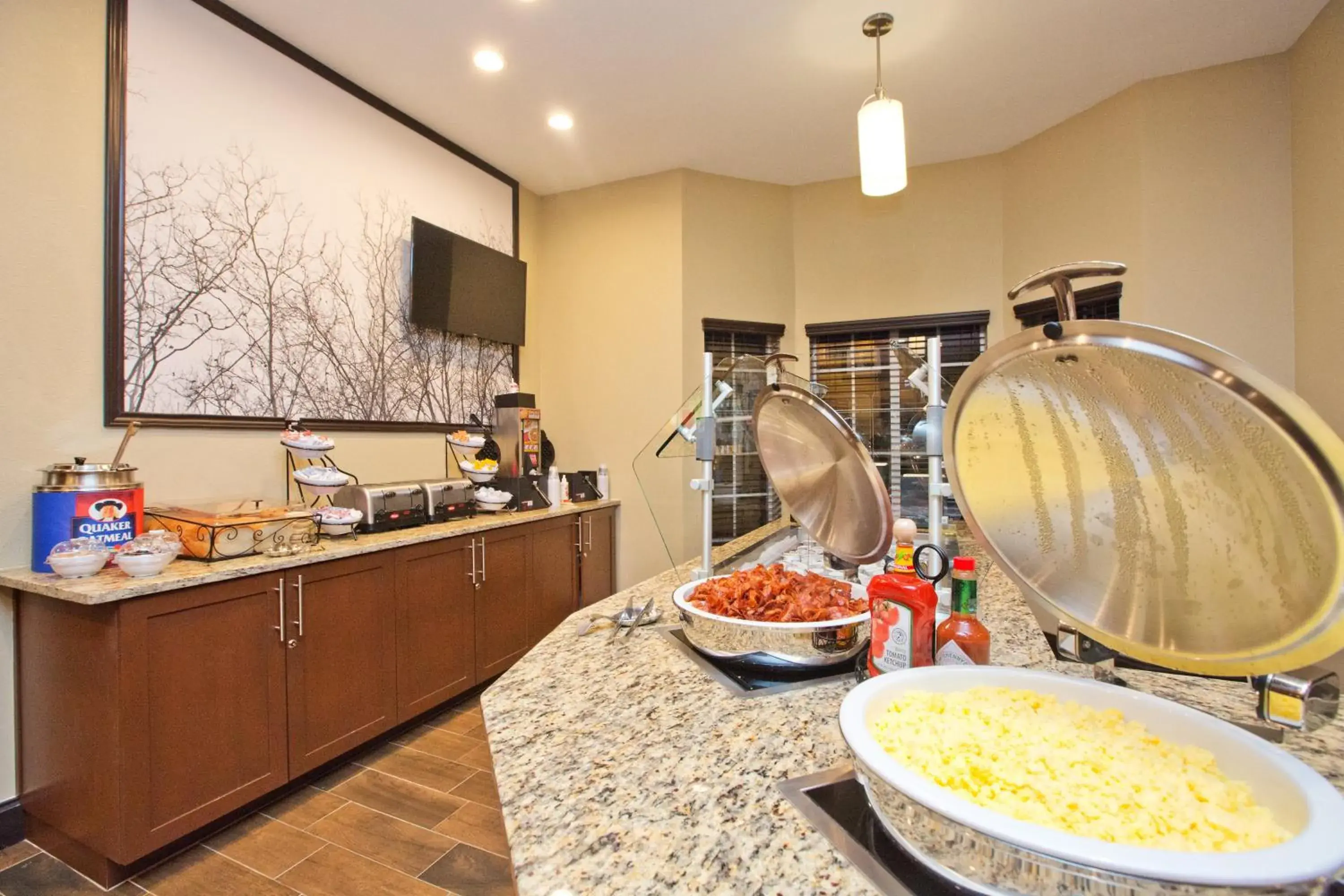 Breakfast in Staybridge Suites Austin South Interstate Hwy 35 by IHG Breakfast in Staybridge Suites Austin South Interstate Hwy 35 by IHG