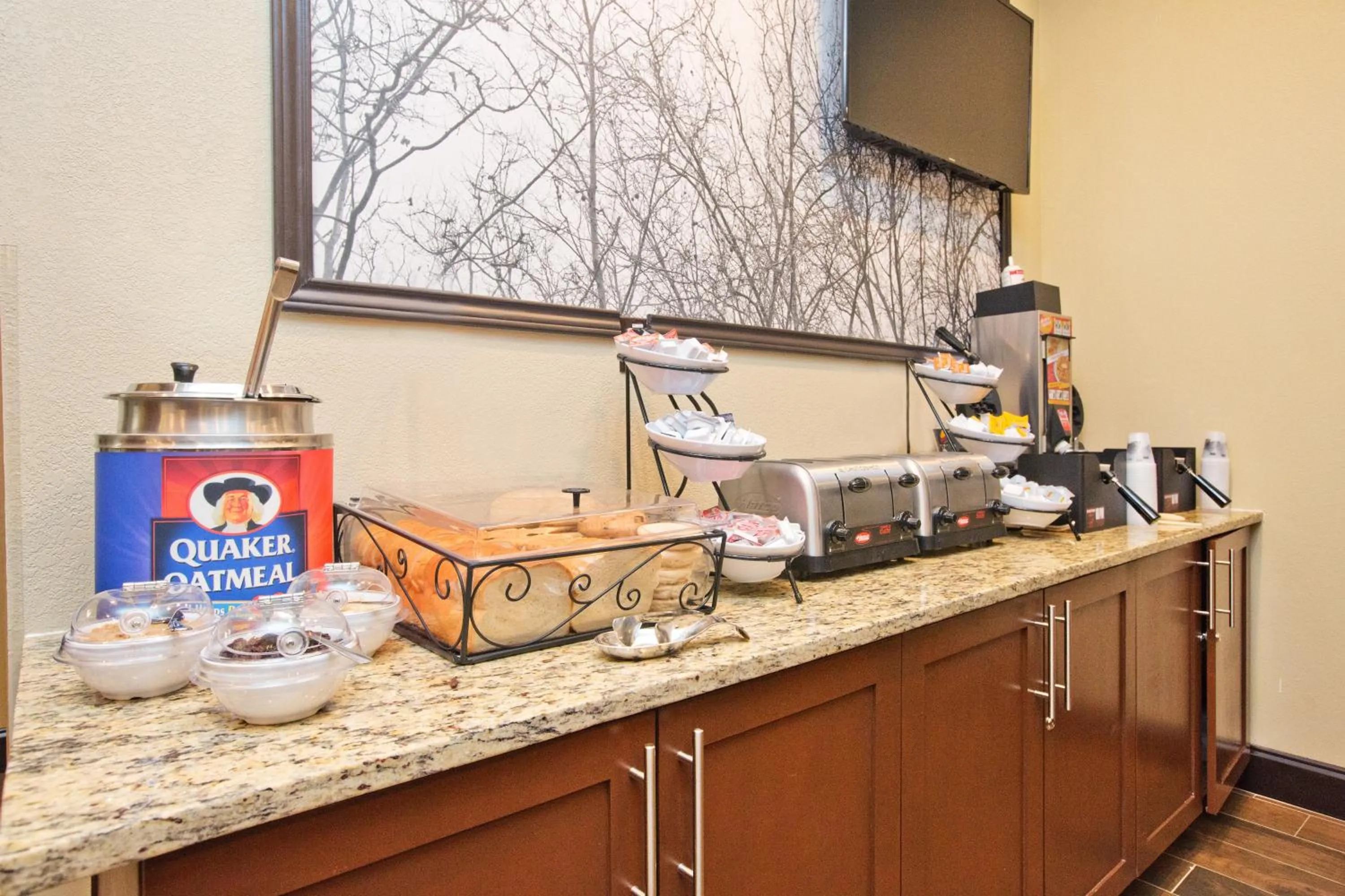 Breakfast in Staybridge Suites Austin South Interstate Hwy 35 by IHG