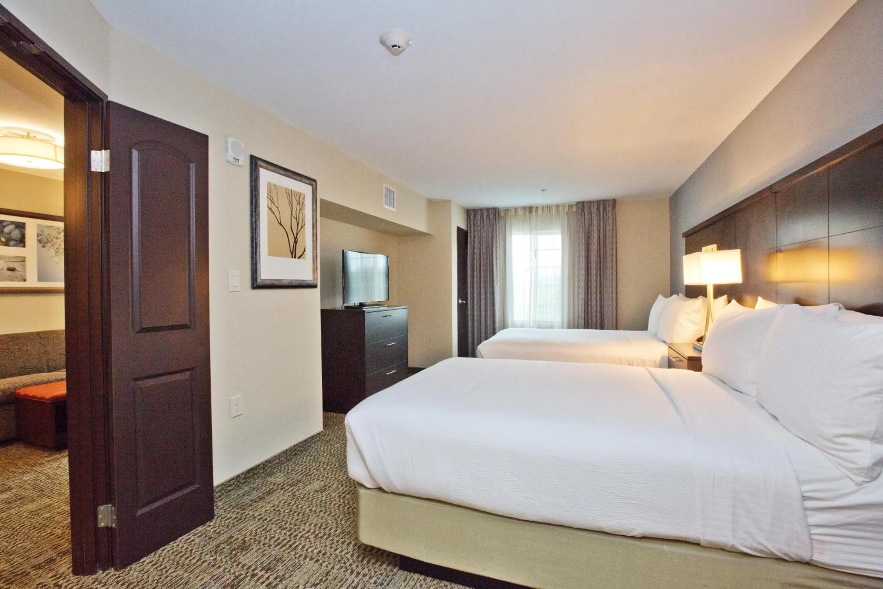 Photo of the whole room, Bed in Staybridge Suites Austin South Interstate Hwy 35 by IHG