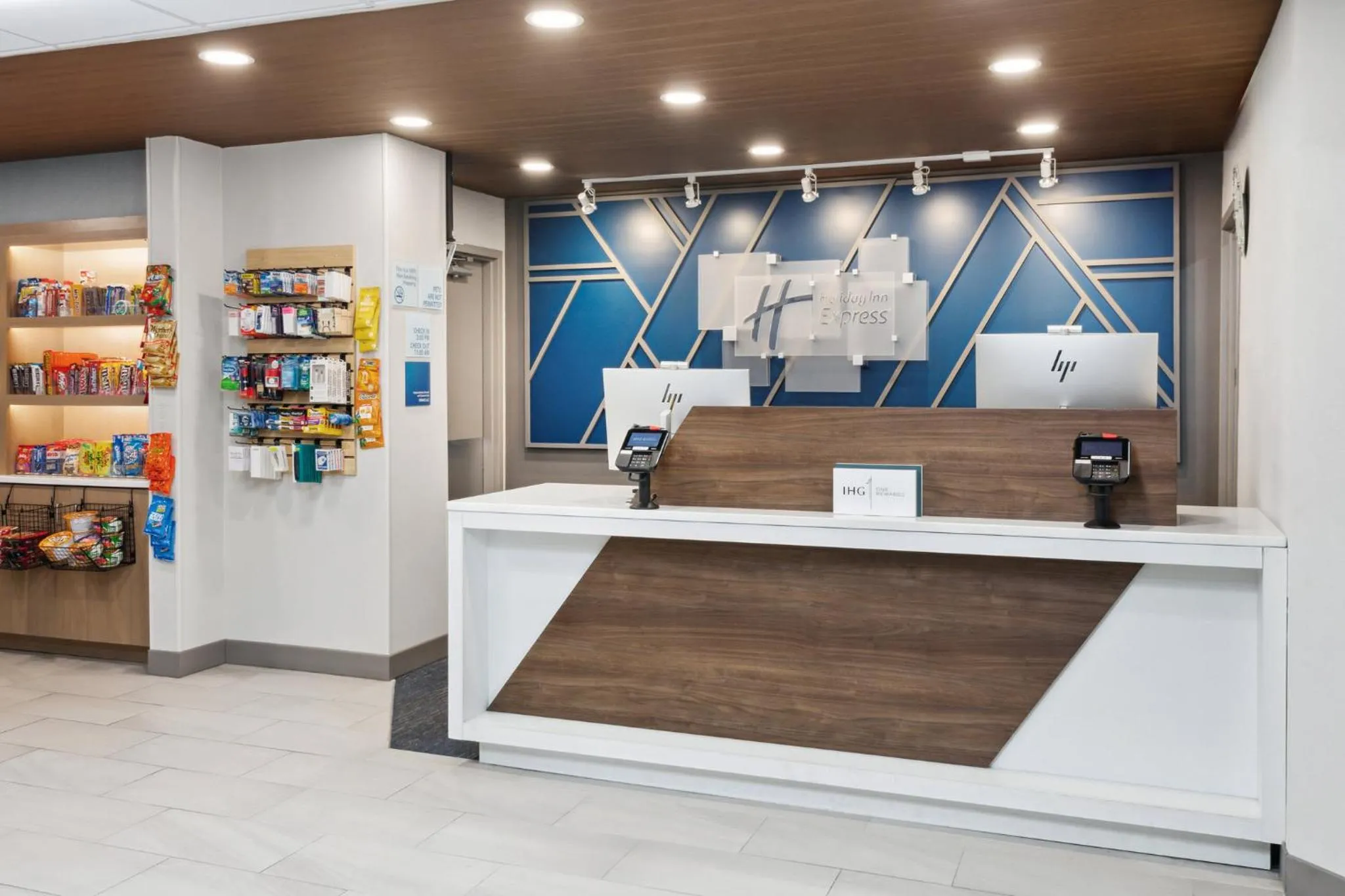 Property building in Holiday Inn Express Cleveland Airport - Brook Park by IHG