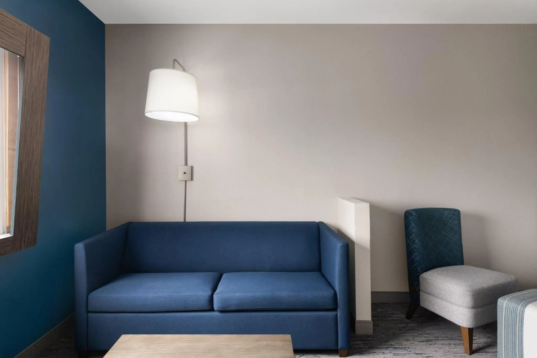 Photo of the whole room in Holiday Inn Express & Suites Boynton Beach by IHG