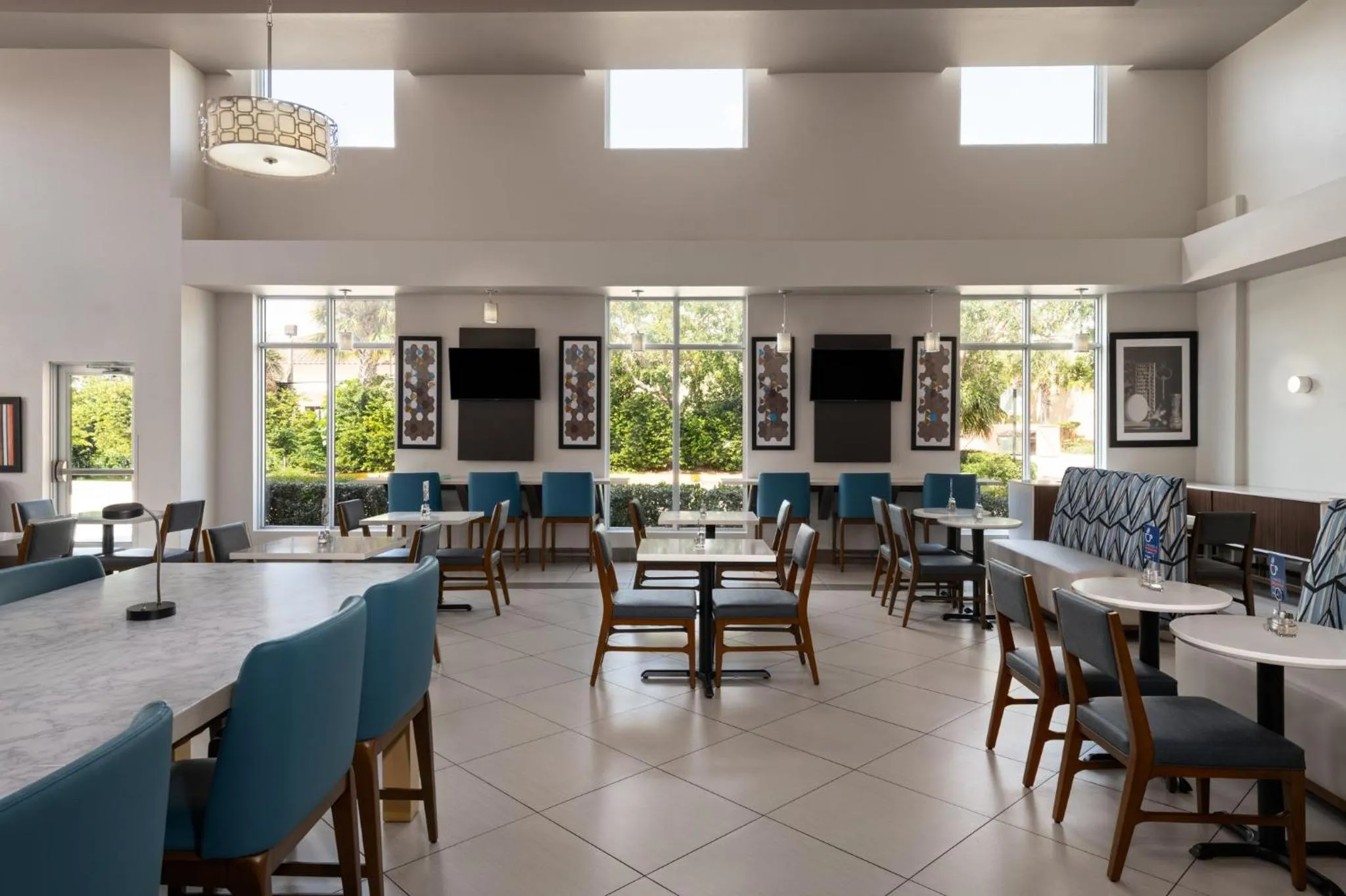 Breakfast in Holiday Inn Express & Suites Boynton Beach by IHG