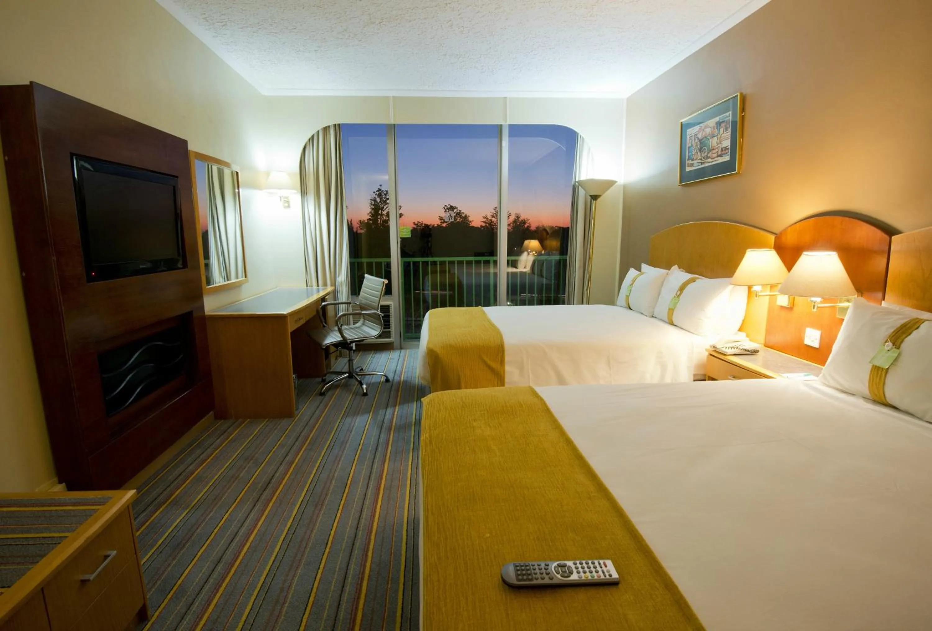 Photo of the whole room, Bed in Holiday Inn - Bulawayo by IHG