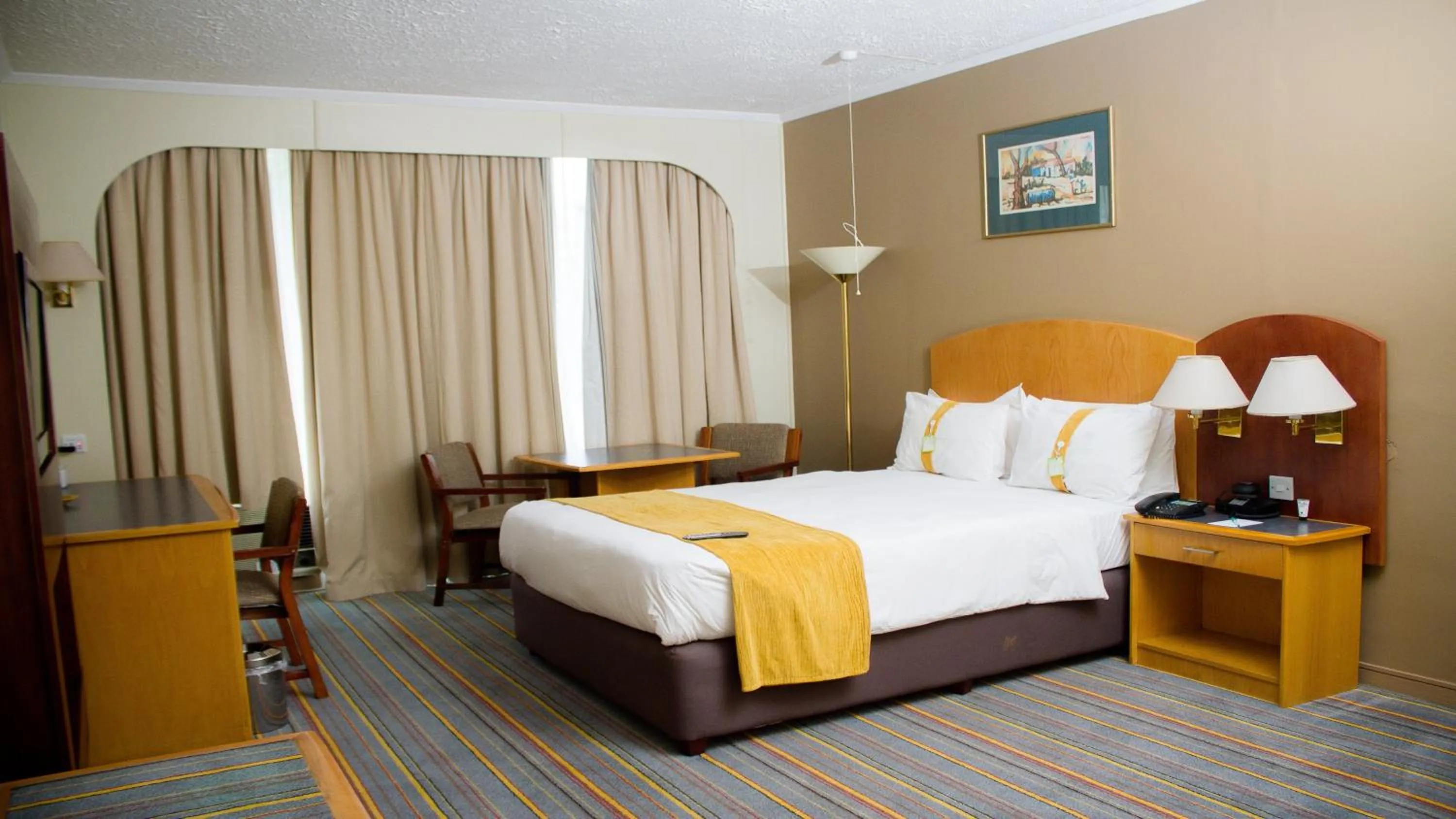 Photo of the whole room, Bed in Holiday Inn - Bulawayo by IHG