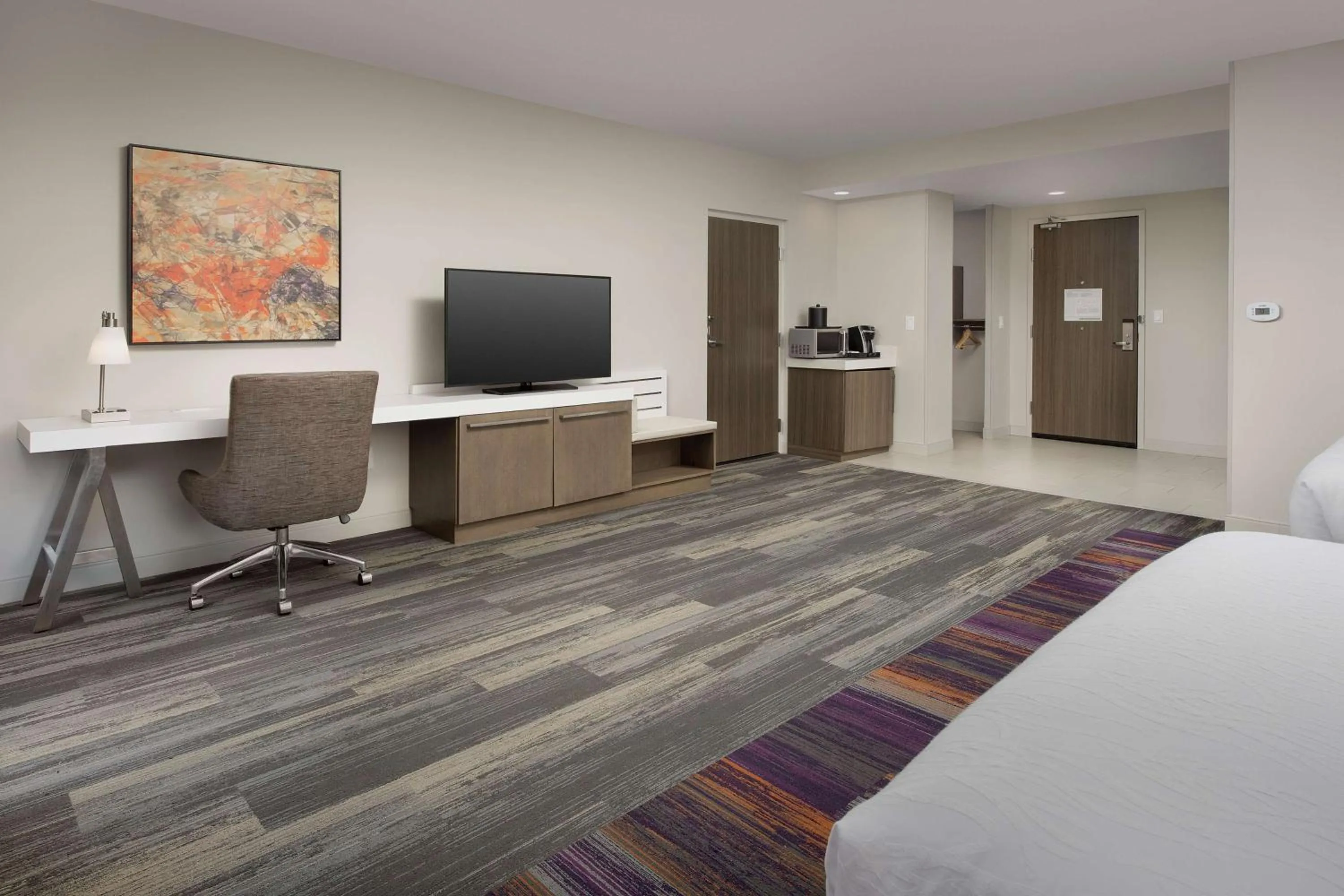 Bedroom, Bed in Hilton Garden Inn Columbia Airport, SC