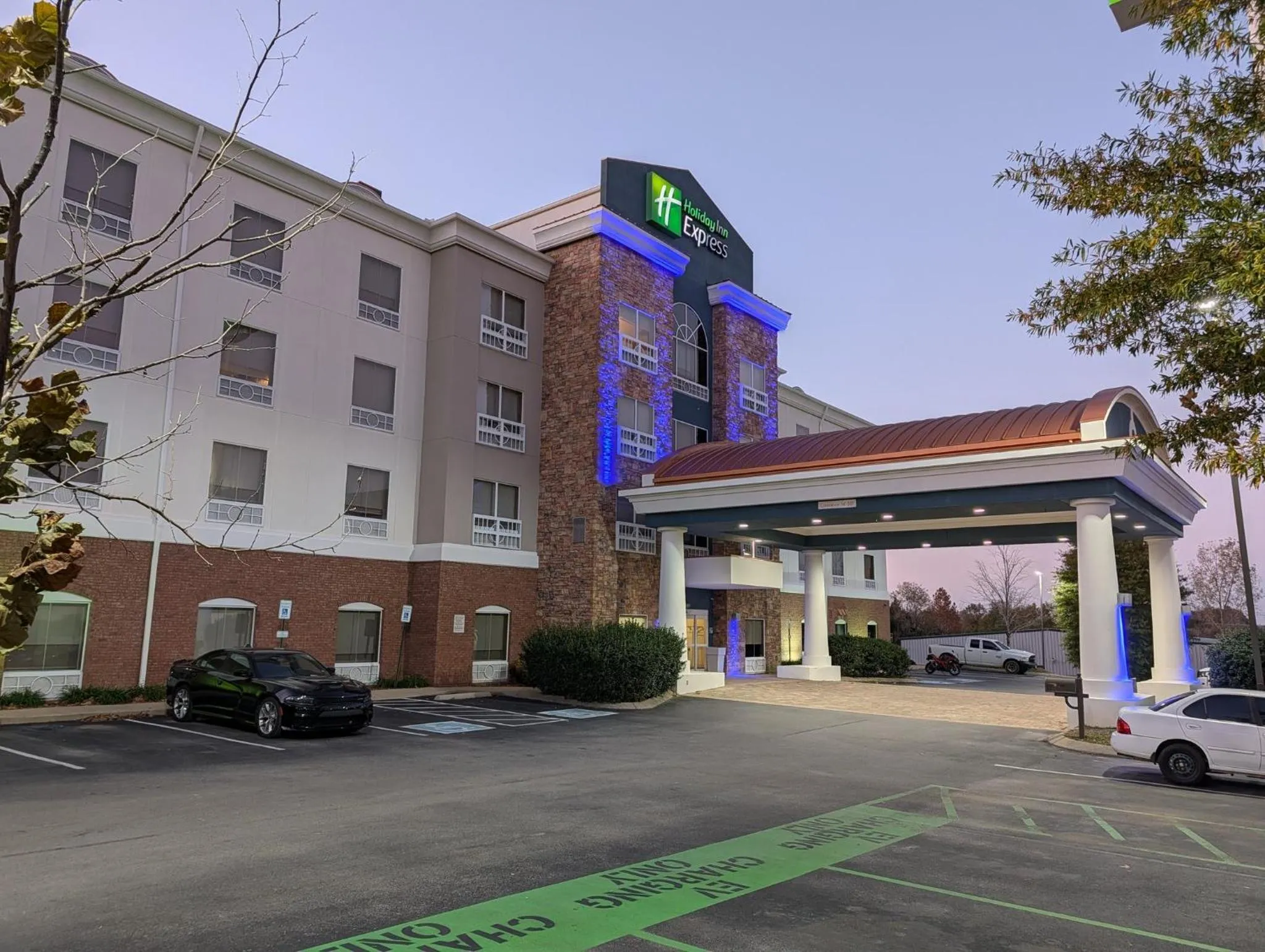 Property building in Holiday Inn Express Columbia by IHG