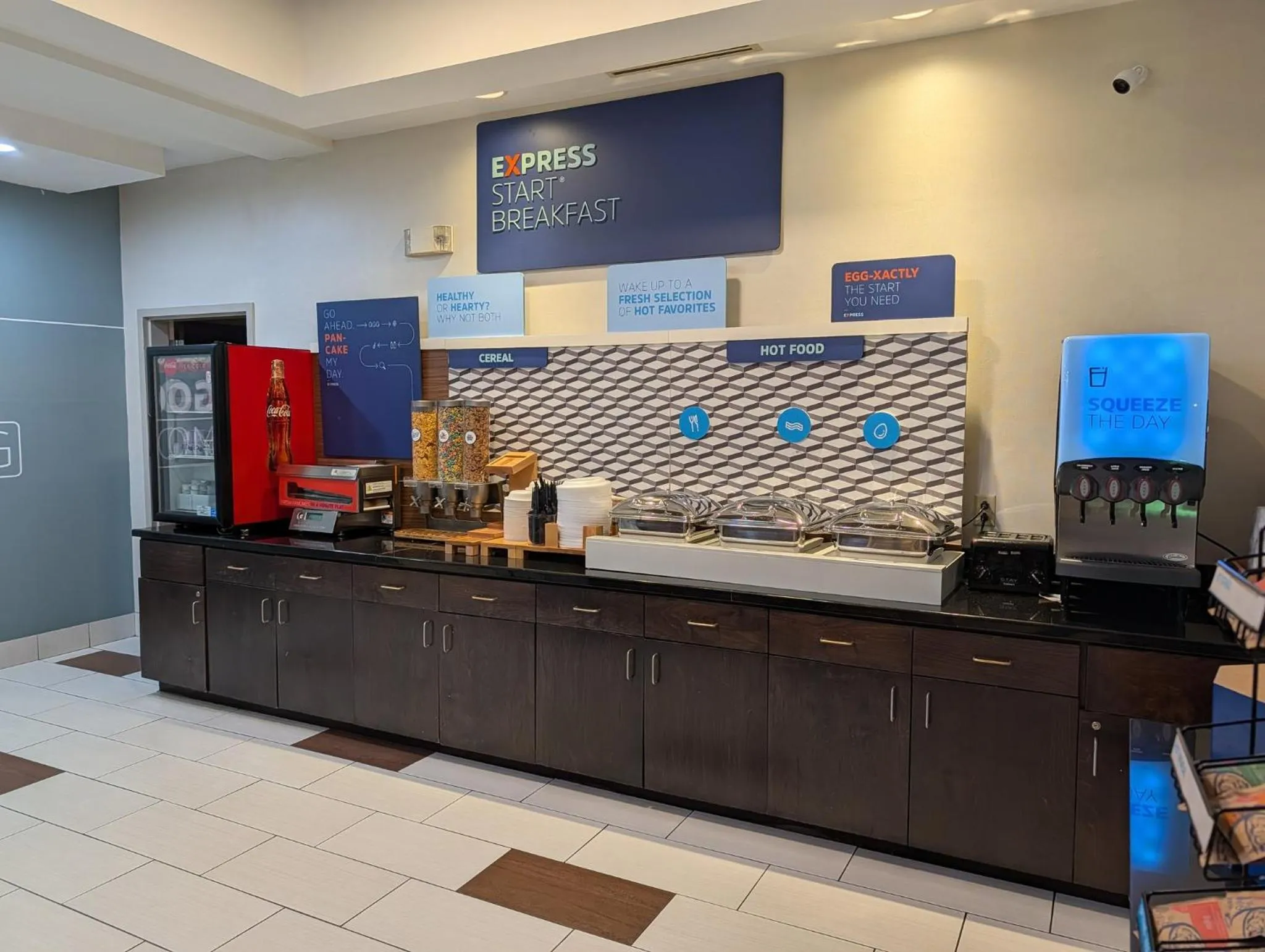 Restaurant/places to eat in Holiday Inn Express Columbia by IHG