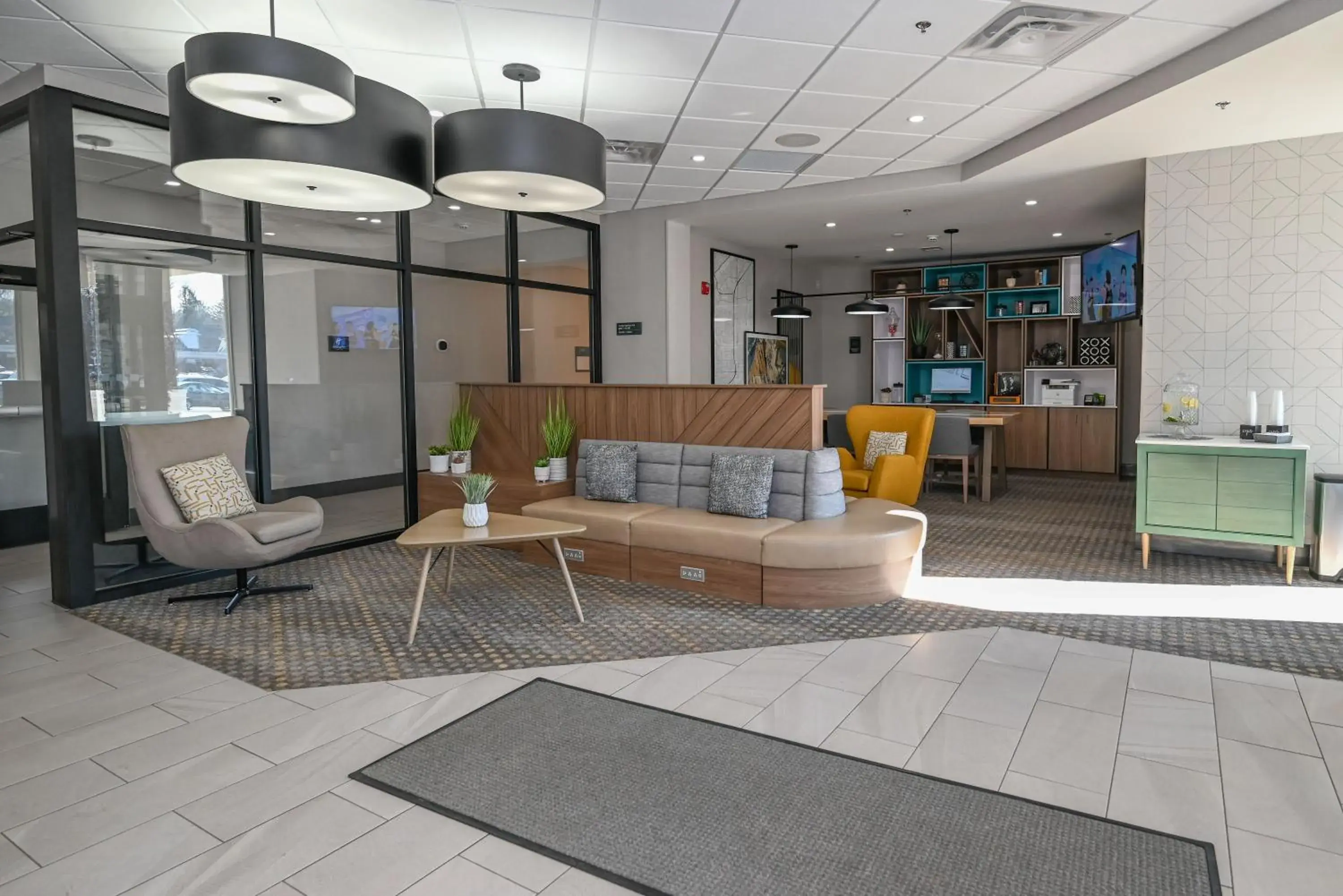 Lobby or reception in Holiday Inn Cleveland-Mayfield by IHG Lobby or reception in Holiday Inn Cleveland-Mayfield by IHG