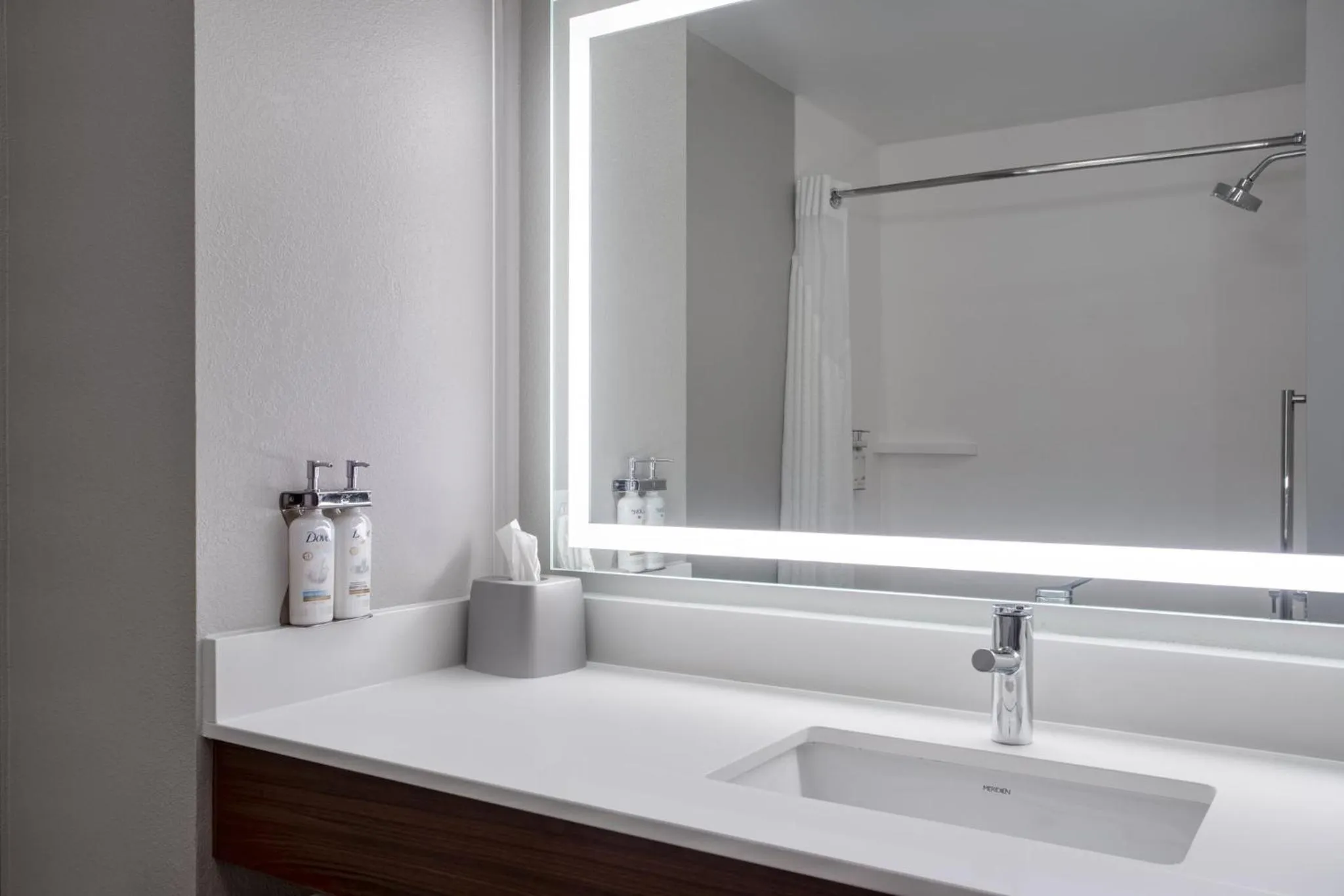 Photo of the whole room in Holiday Inn Express & Suites Clinton by IHG