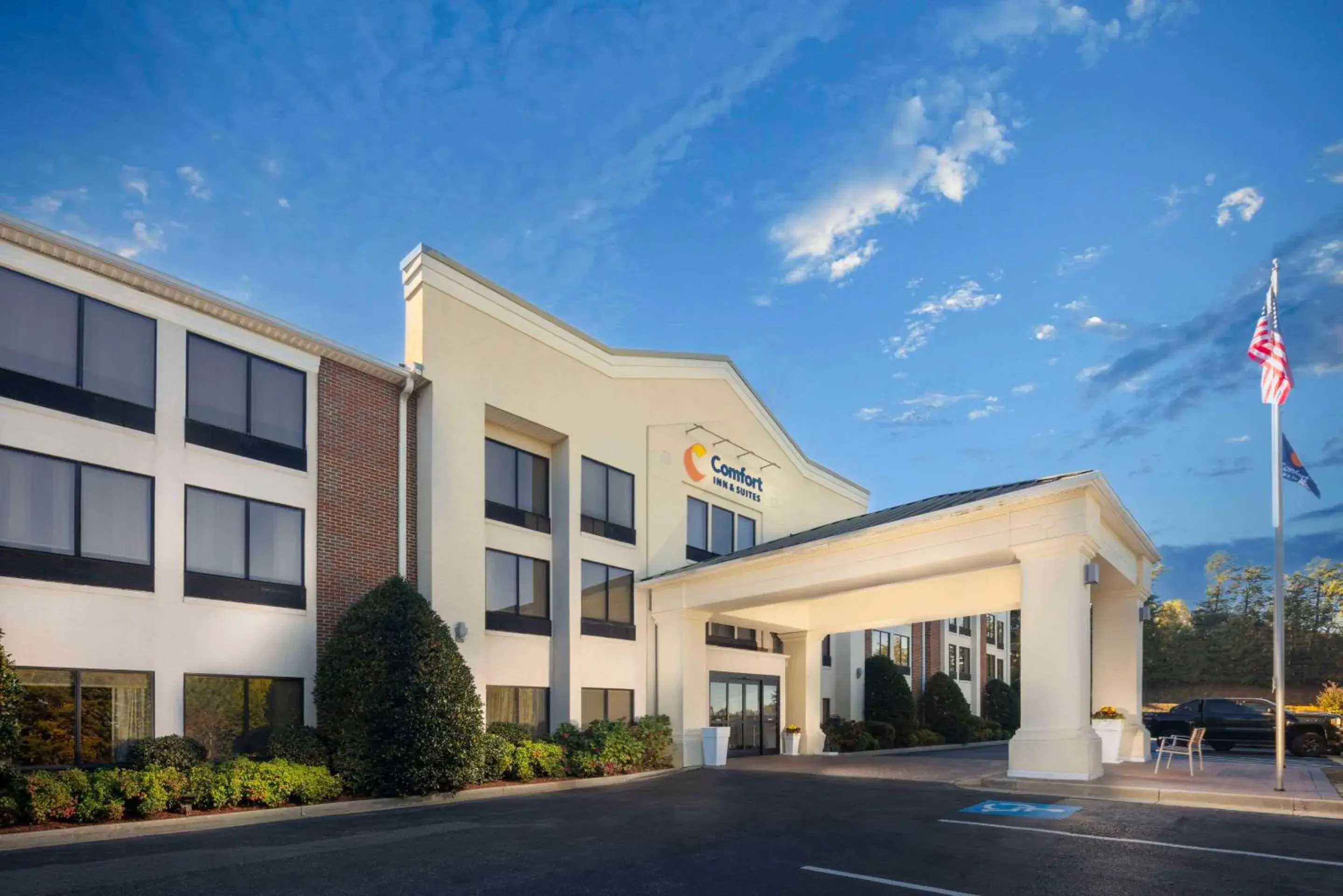 Property building in Comfort Inn & Suites Dahlonega University Area Property building in Comfort Inn & Suites Dahlonega University Area