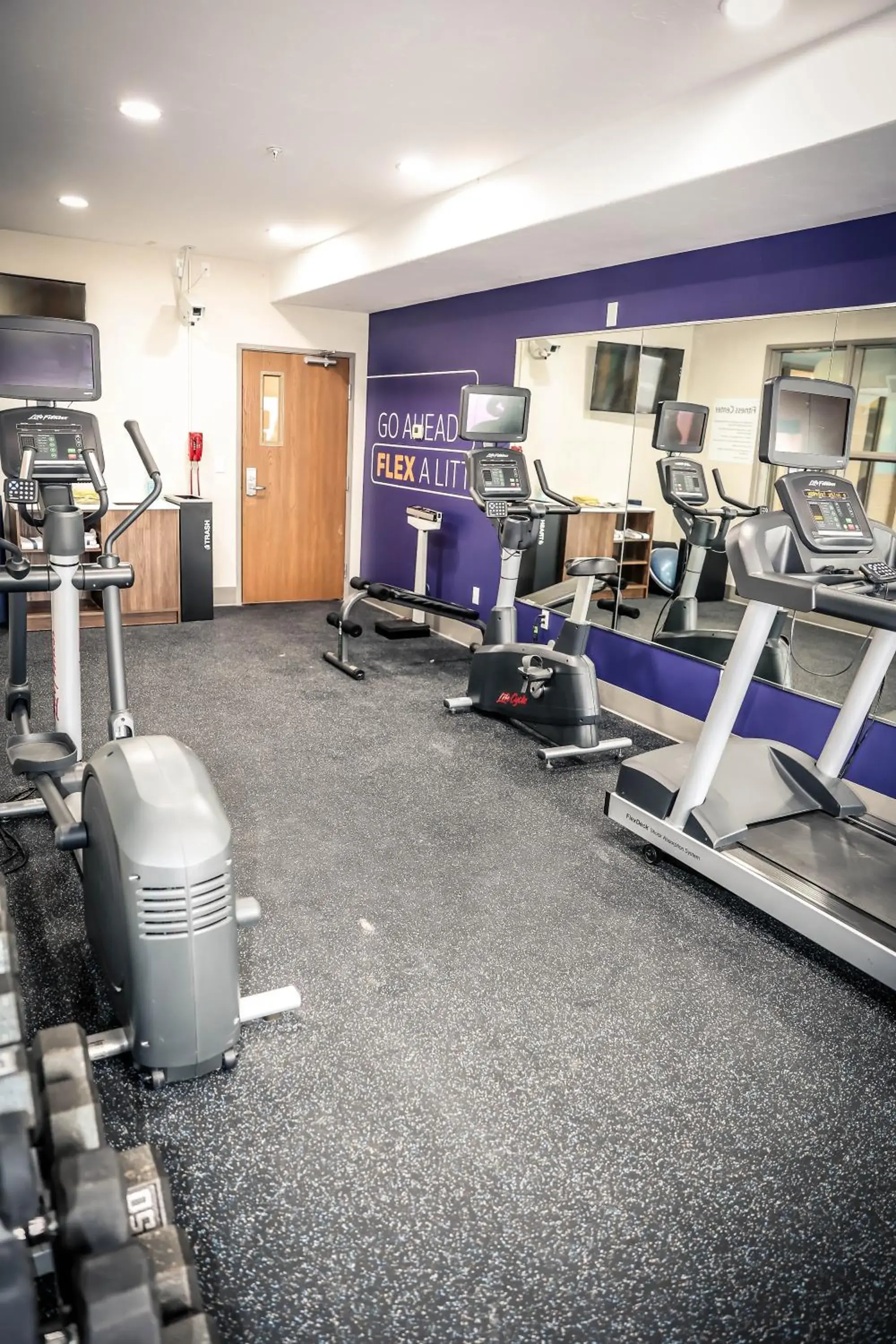 Fitness centre/facilities in Holiday Inn Express & Suites Douglas by IHG Fitness centre/facilities in Holiday Inn Express & Suites Douglas by IHG