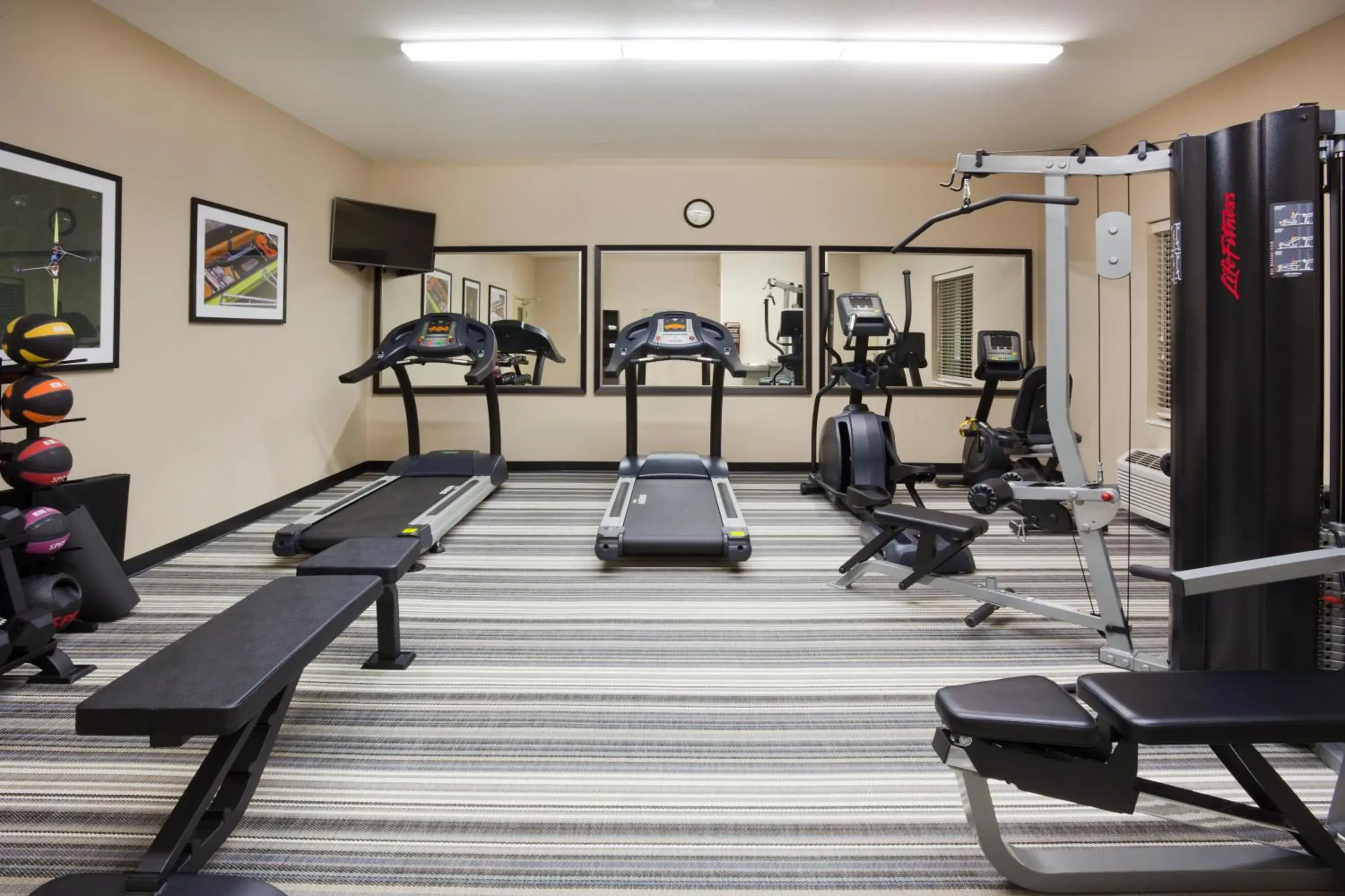 Spa and wellness centre/facilities in Candlewood Suites Dickinson by IHG Spa and wellness centre/facilities in Candlewood Suites Dickinson by IHG